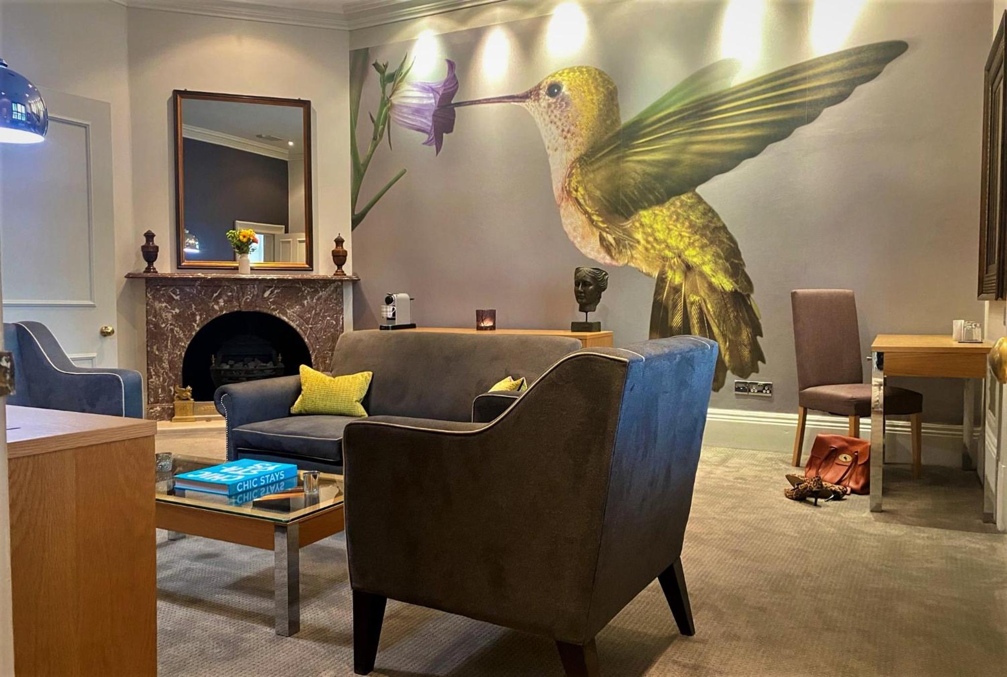 Superior King Suite - Photo 7