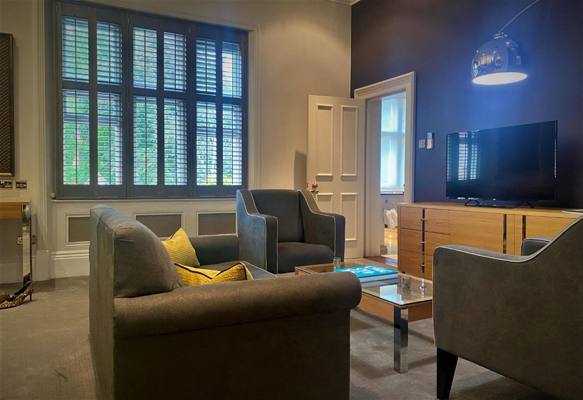 Superior King Suite - Photo 1