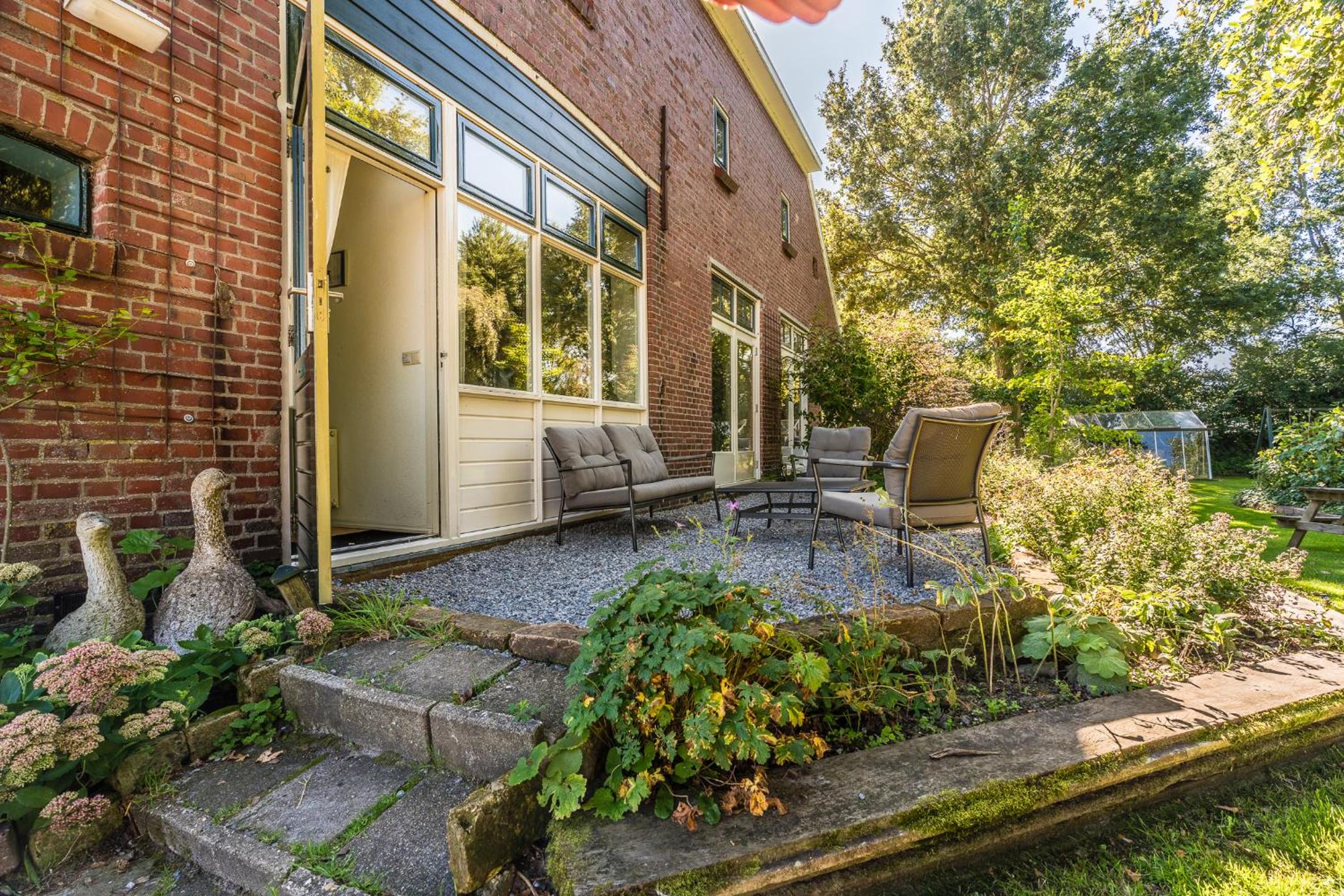 Apartment with Garden View photo 3