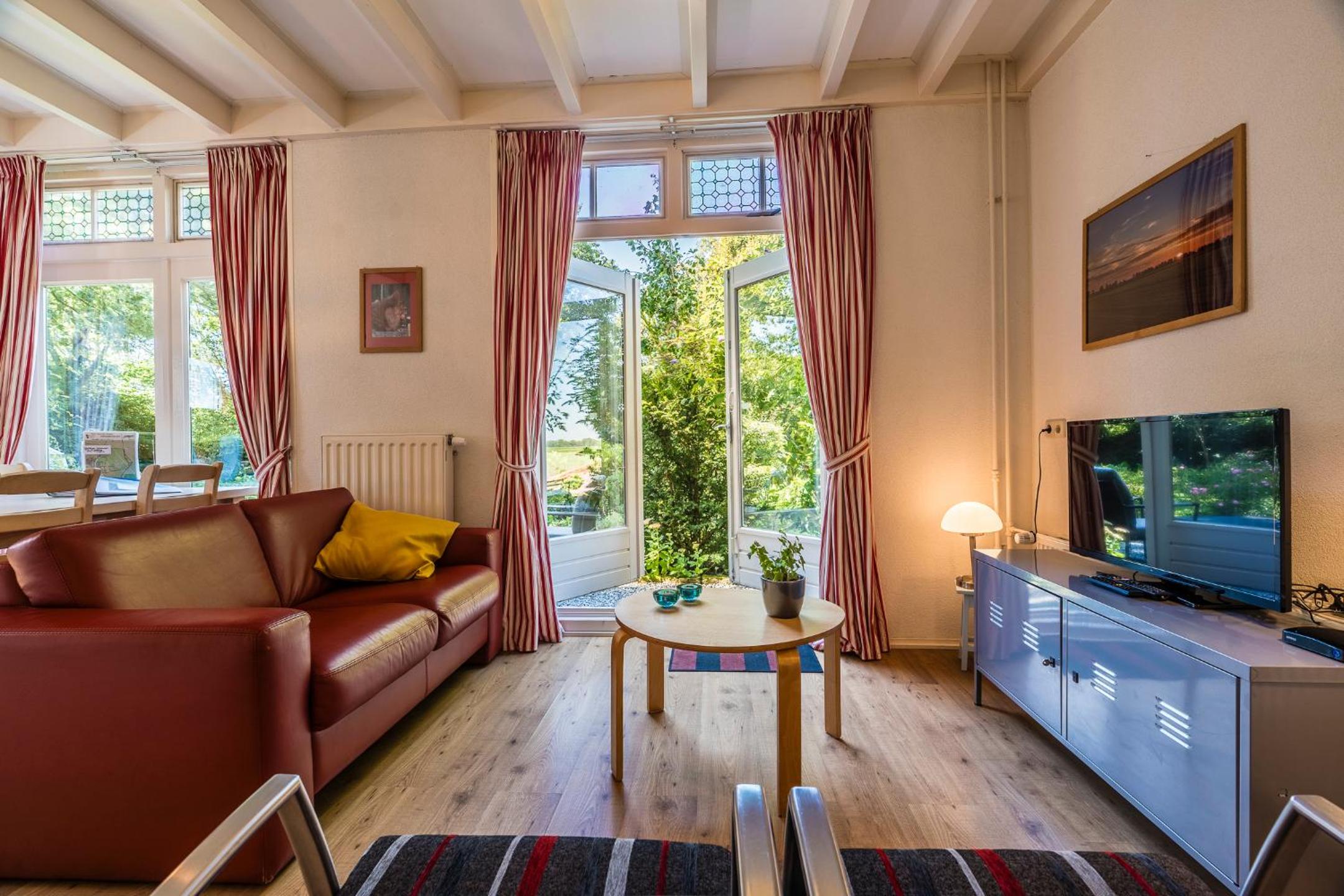 Apartment with Garden View photo 3