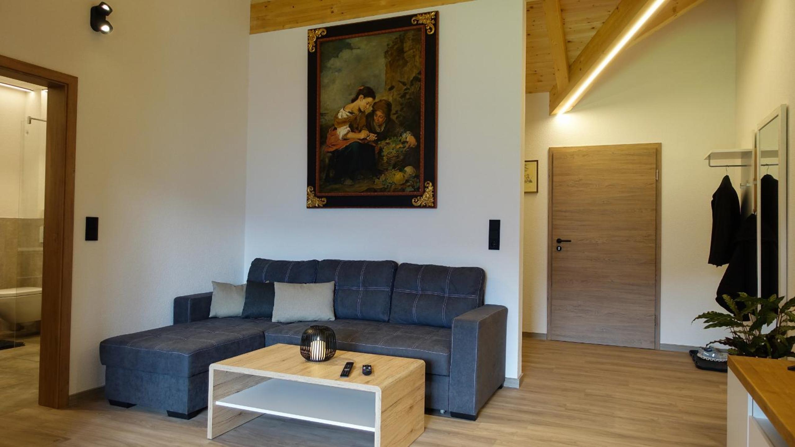 Apartment with Mountain View photo 1