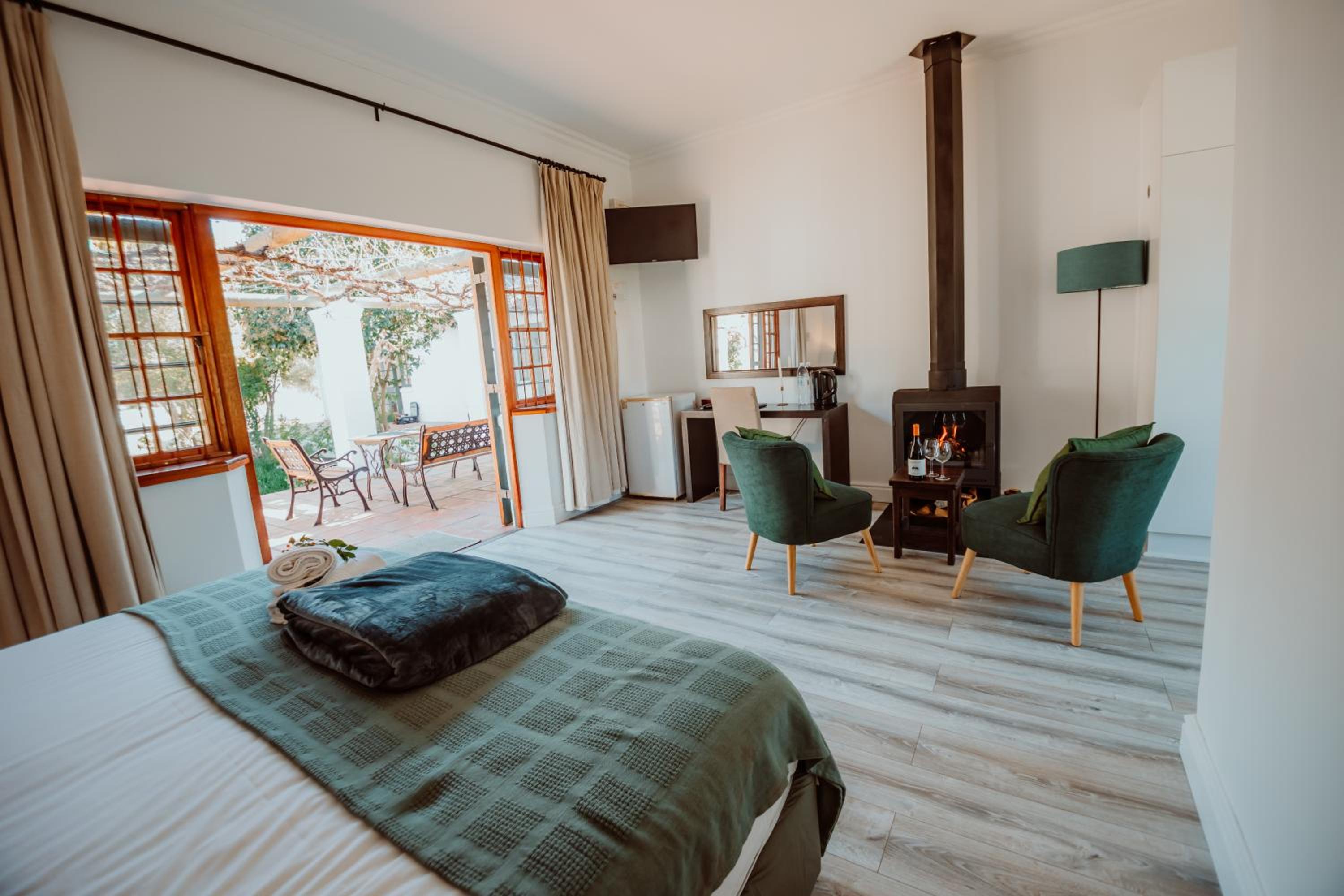 Basic Double Room