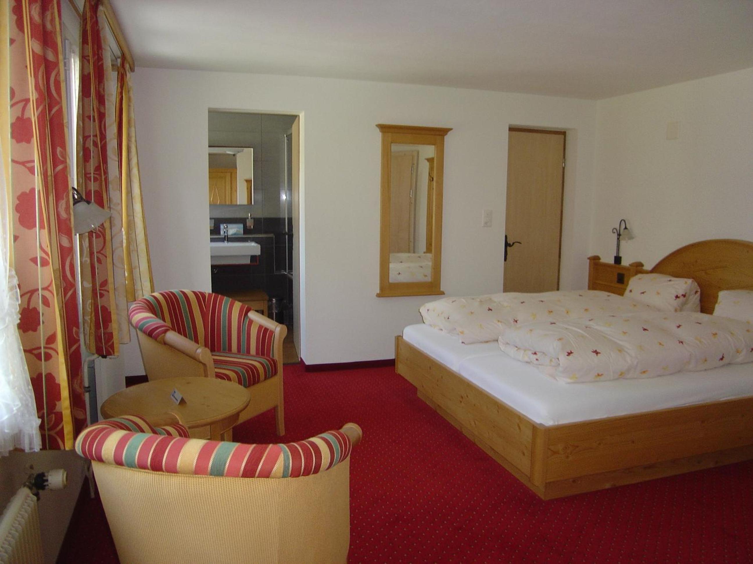 Double Room - Photo 4
