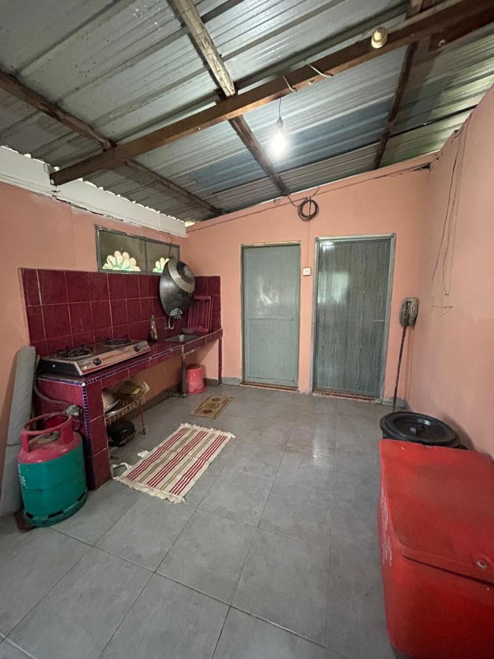 Two-Bedroom House photo 2