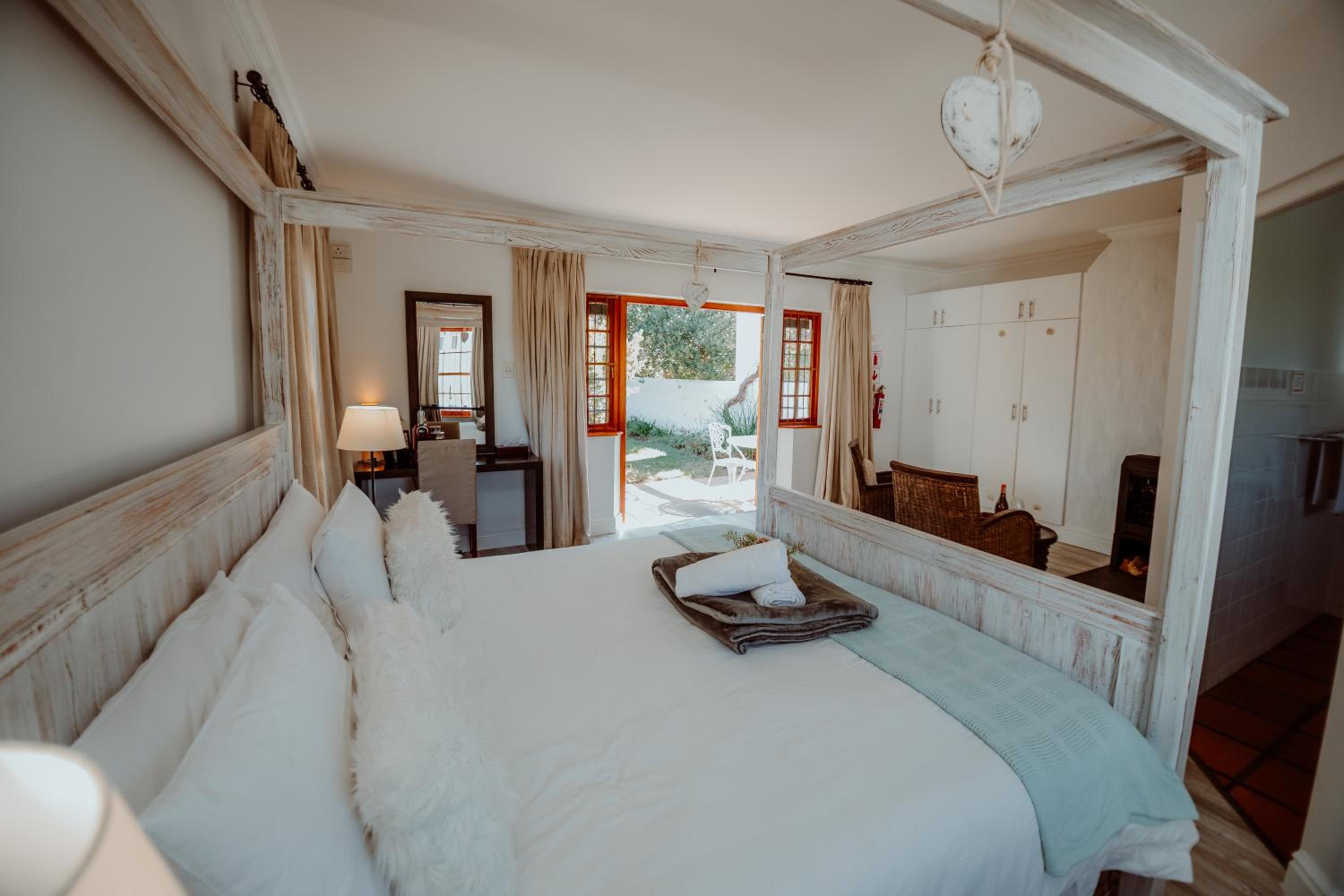 Honeymoon Double Room photo 3