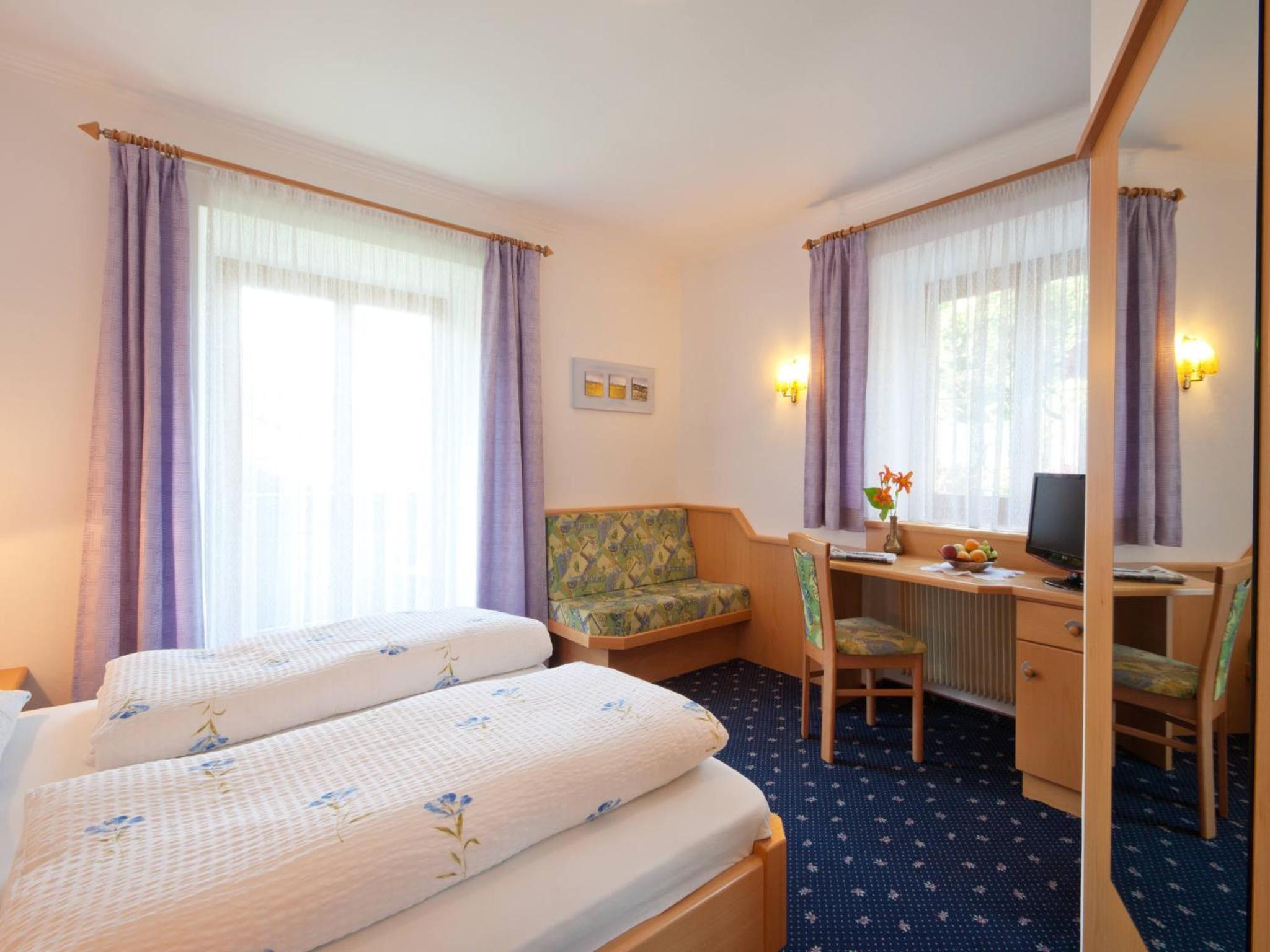 Basic Double Room