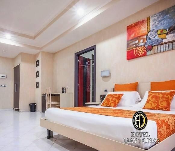 Double Room - Photo 4