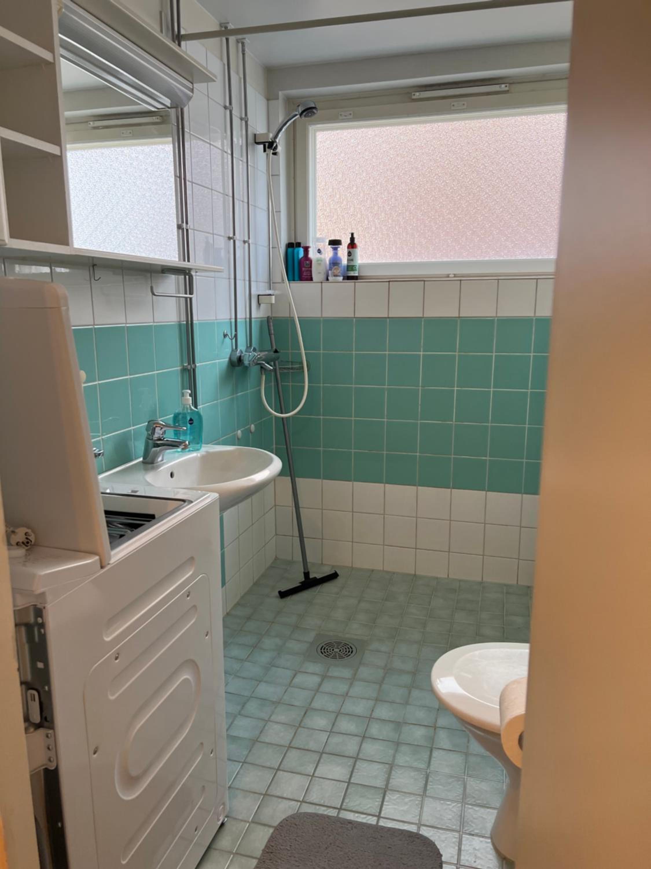 Two-Bedroom Apartment - Photo 12