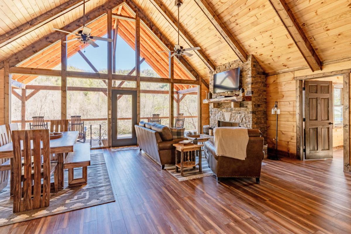 Three-Bedroom Villa photo 1