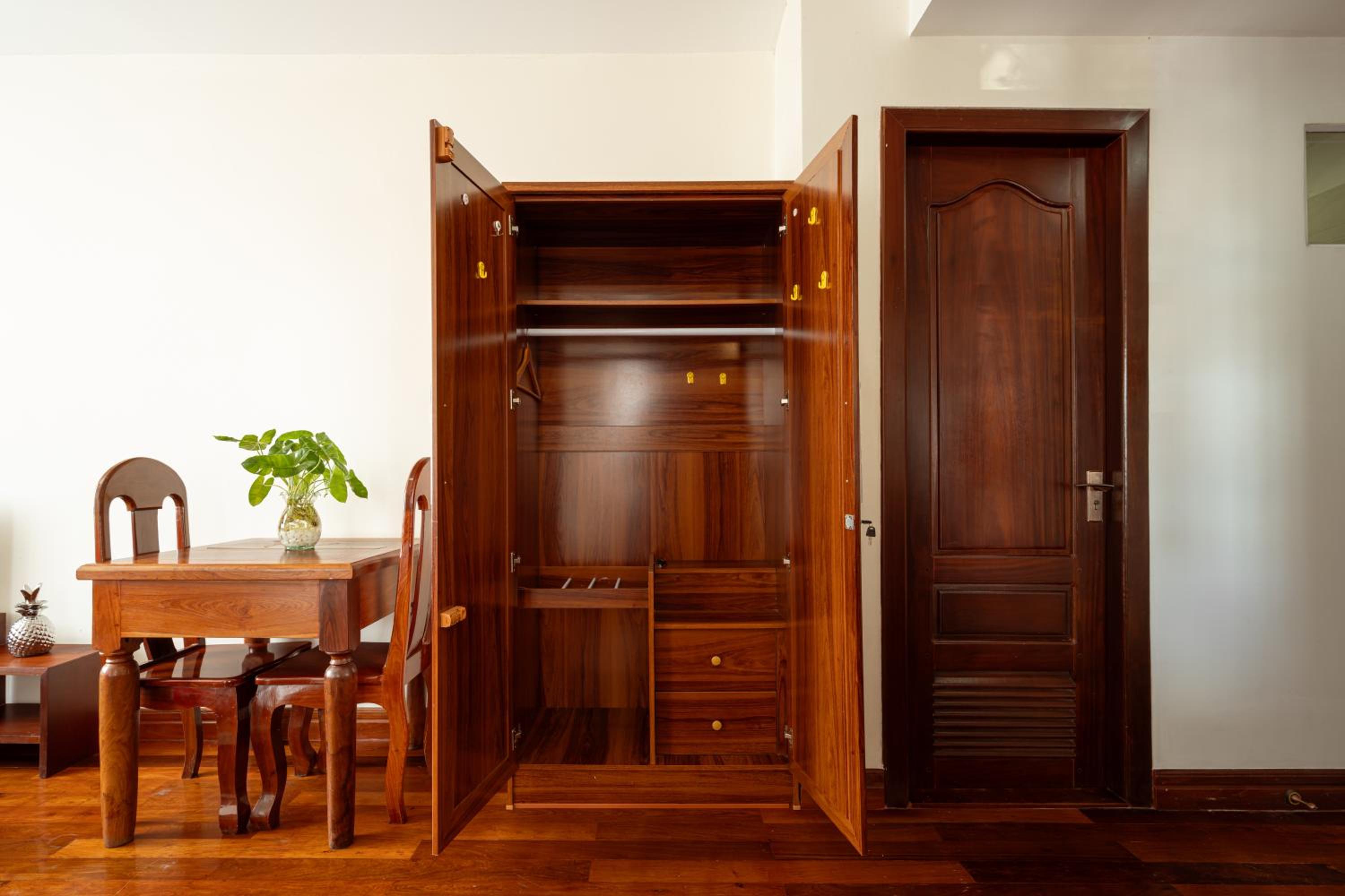 Studio Apartment photo 2