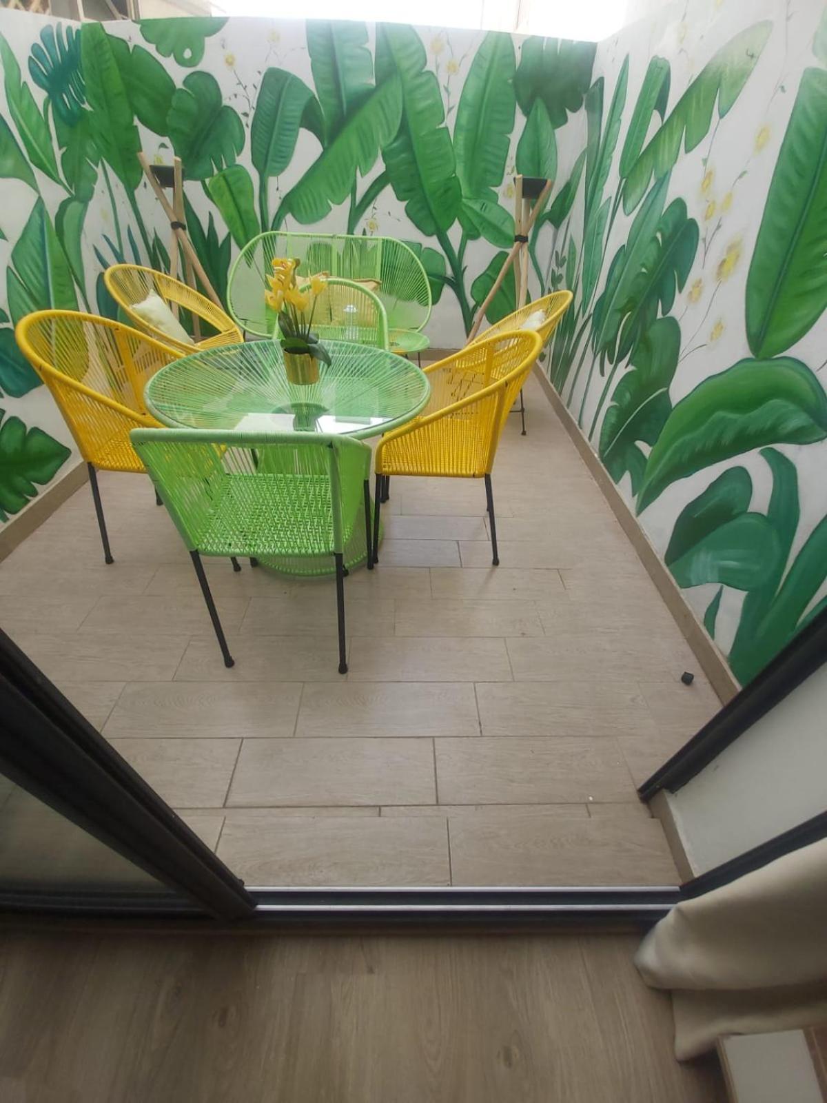 One-Bedroom Apartment - Photo 3