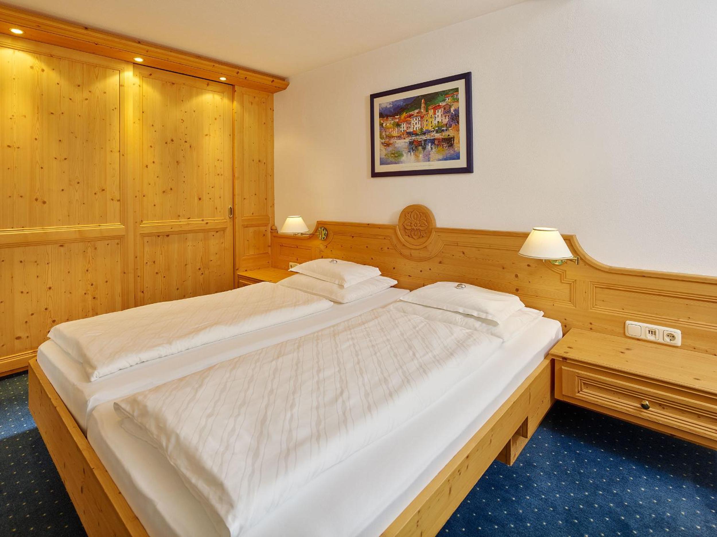 Superior Double Room with balcony and shower photo 1