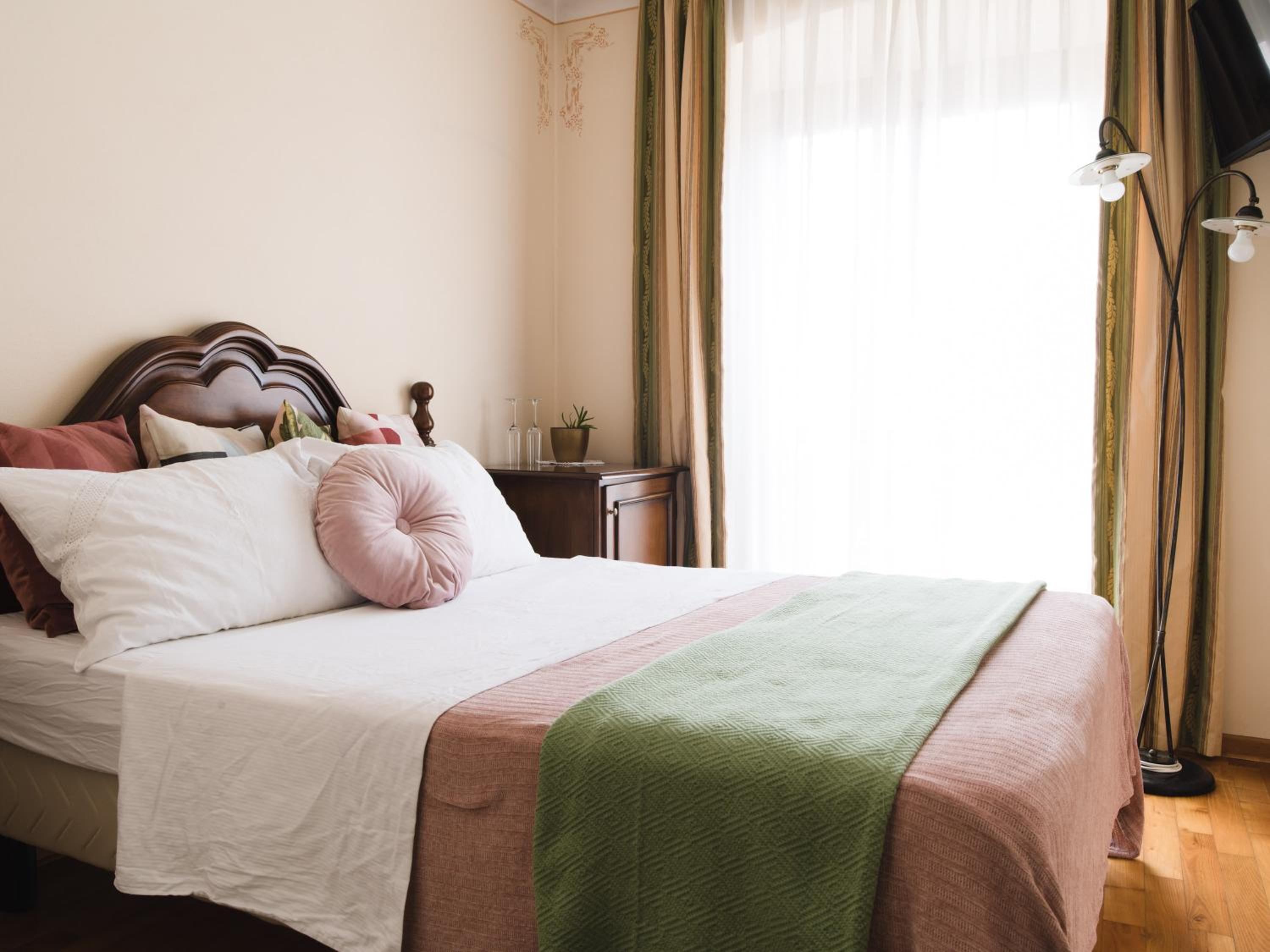 Budget Double Room - Photo 1