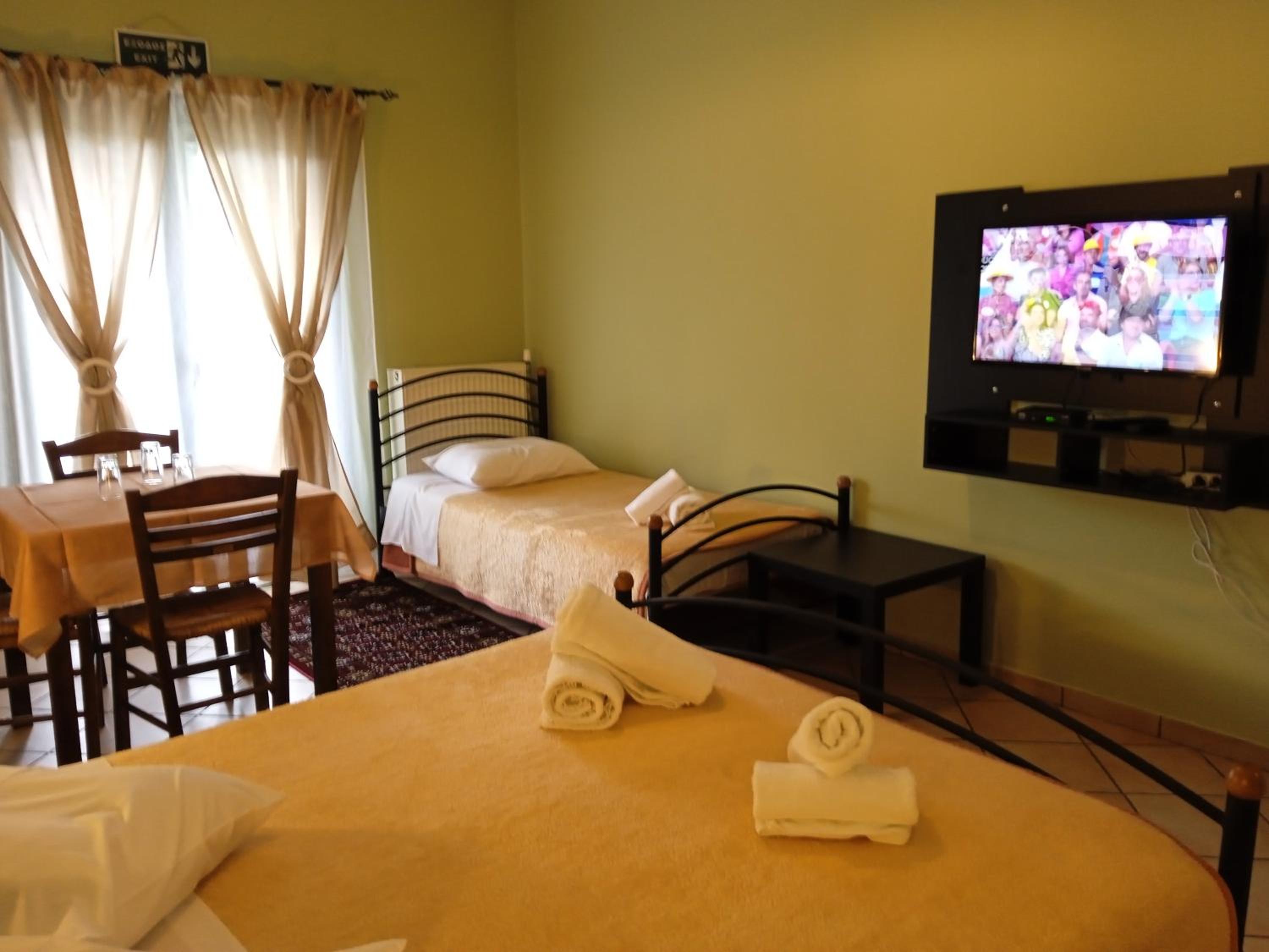 Triple Room with Mountain View