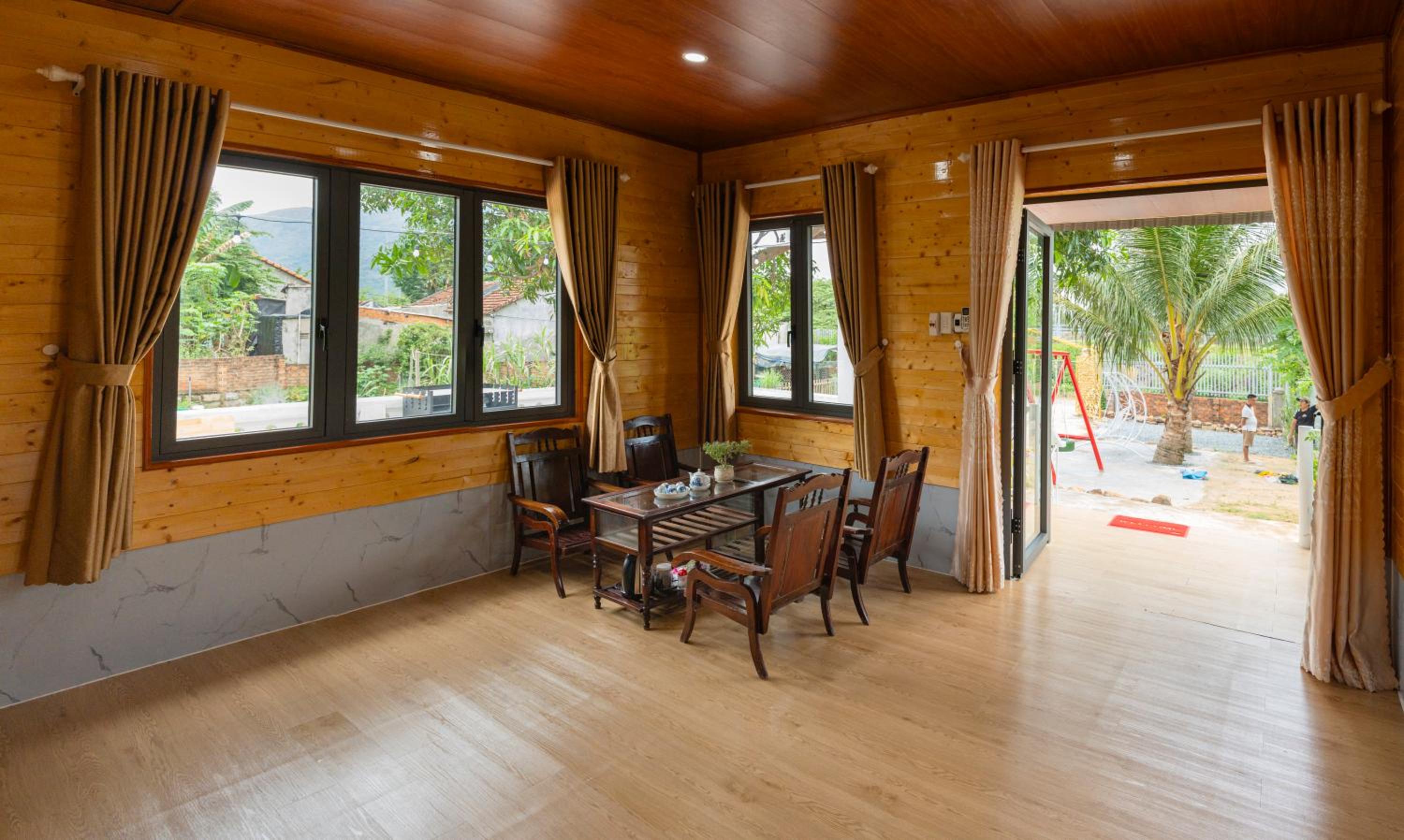 One-Bedroom House photo 1