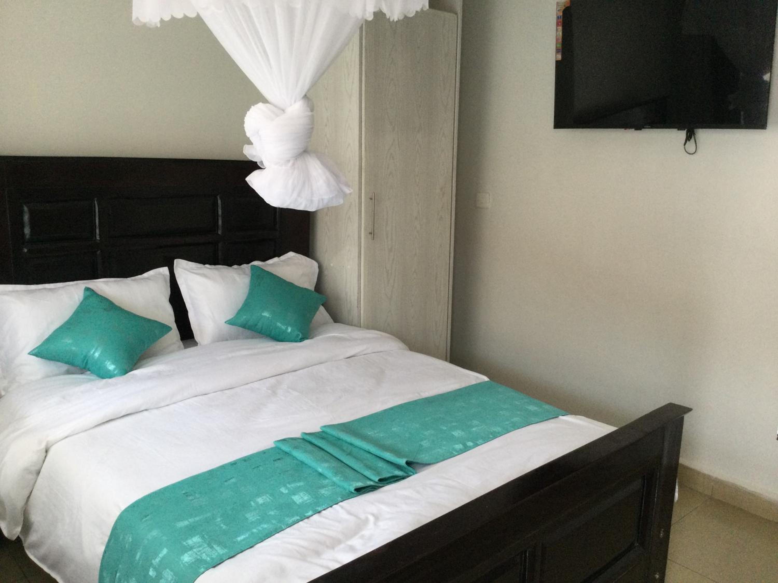 Double Room with Private Bathroom photo 2
