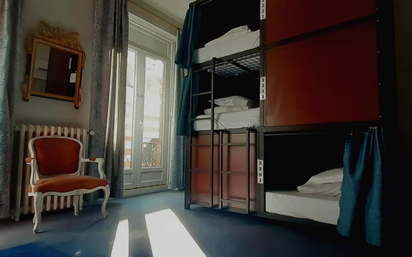 Bed in 10-Bed Mixed Dormitory Room photo 3