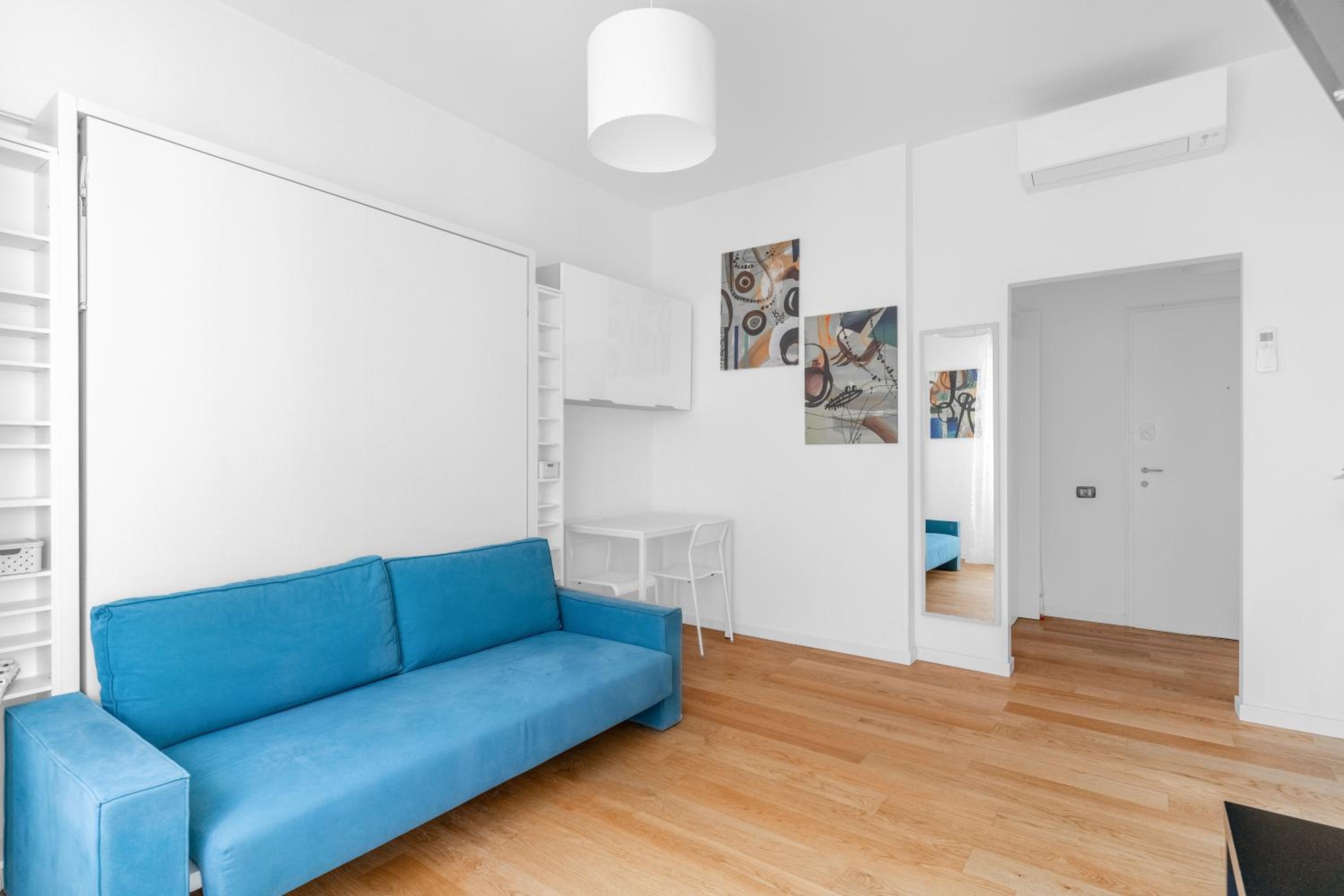Studio With Balcony