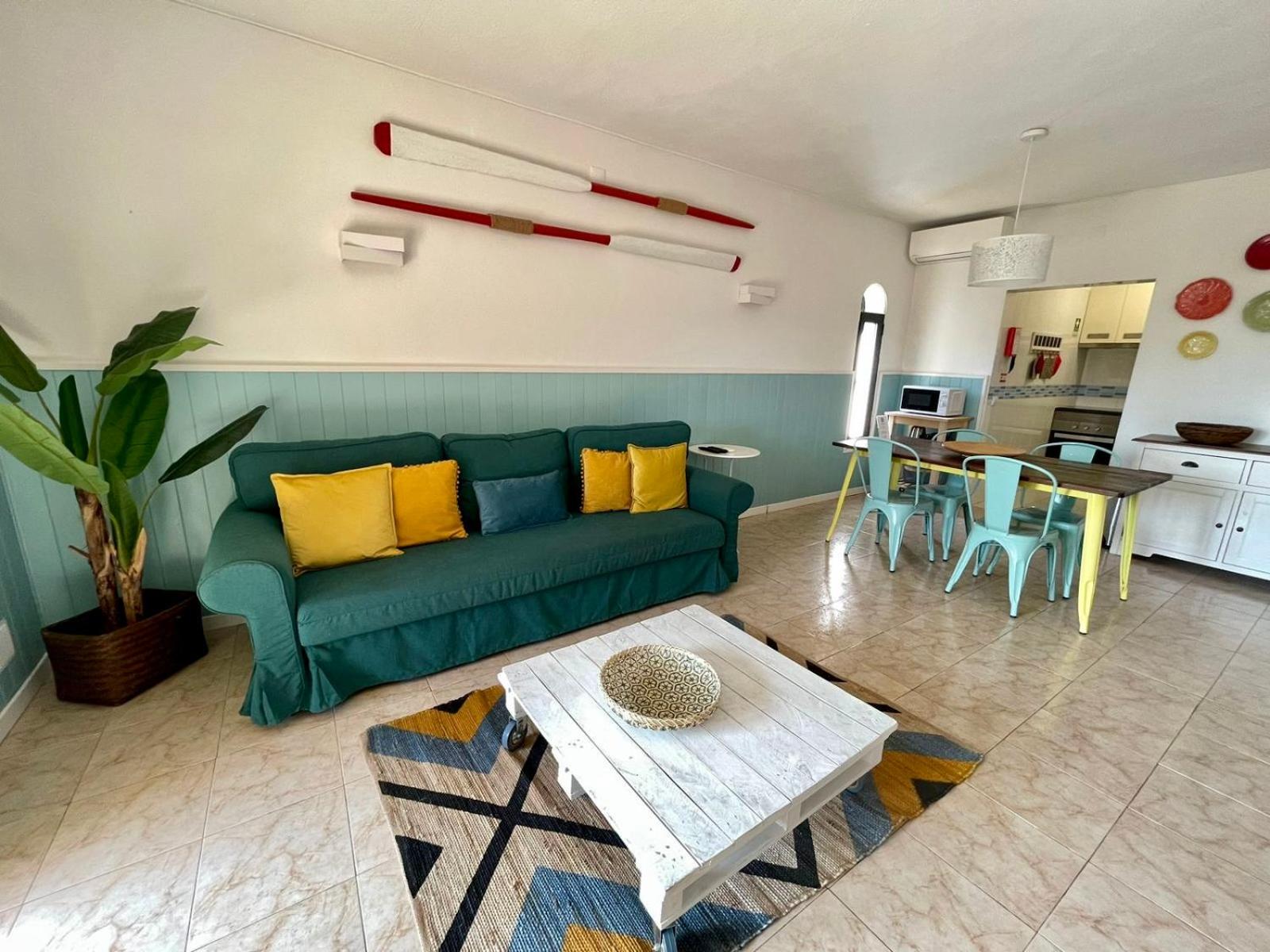 One-Bedroom House photo 1