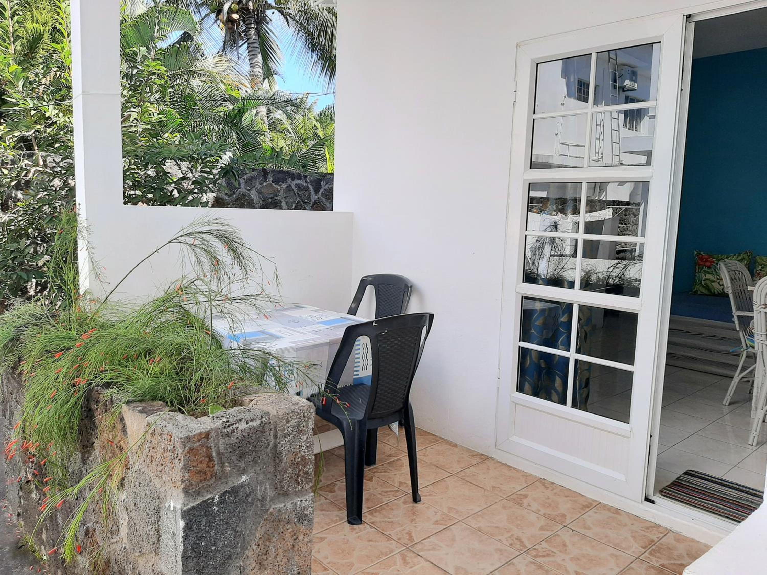 Apartment with Terrace photo 2
