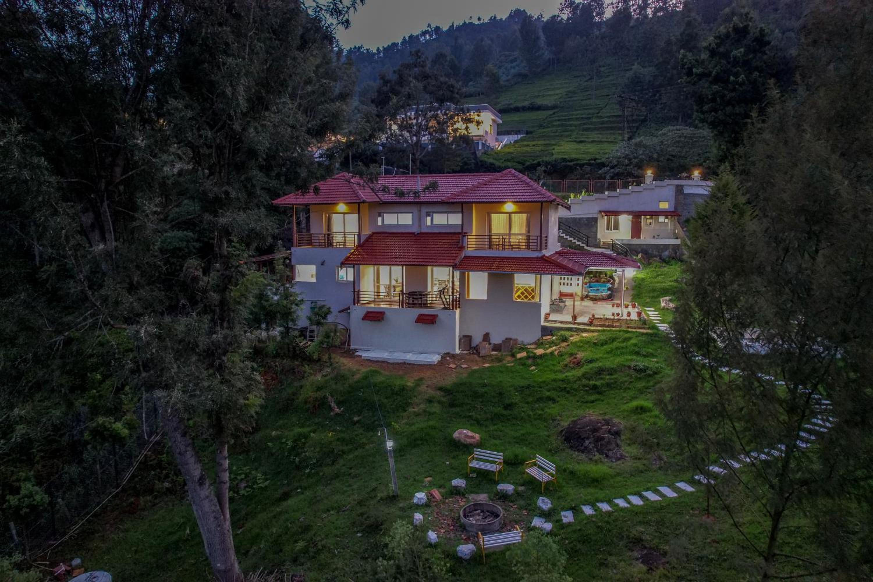 Villa photo 3