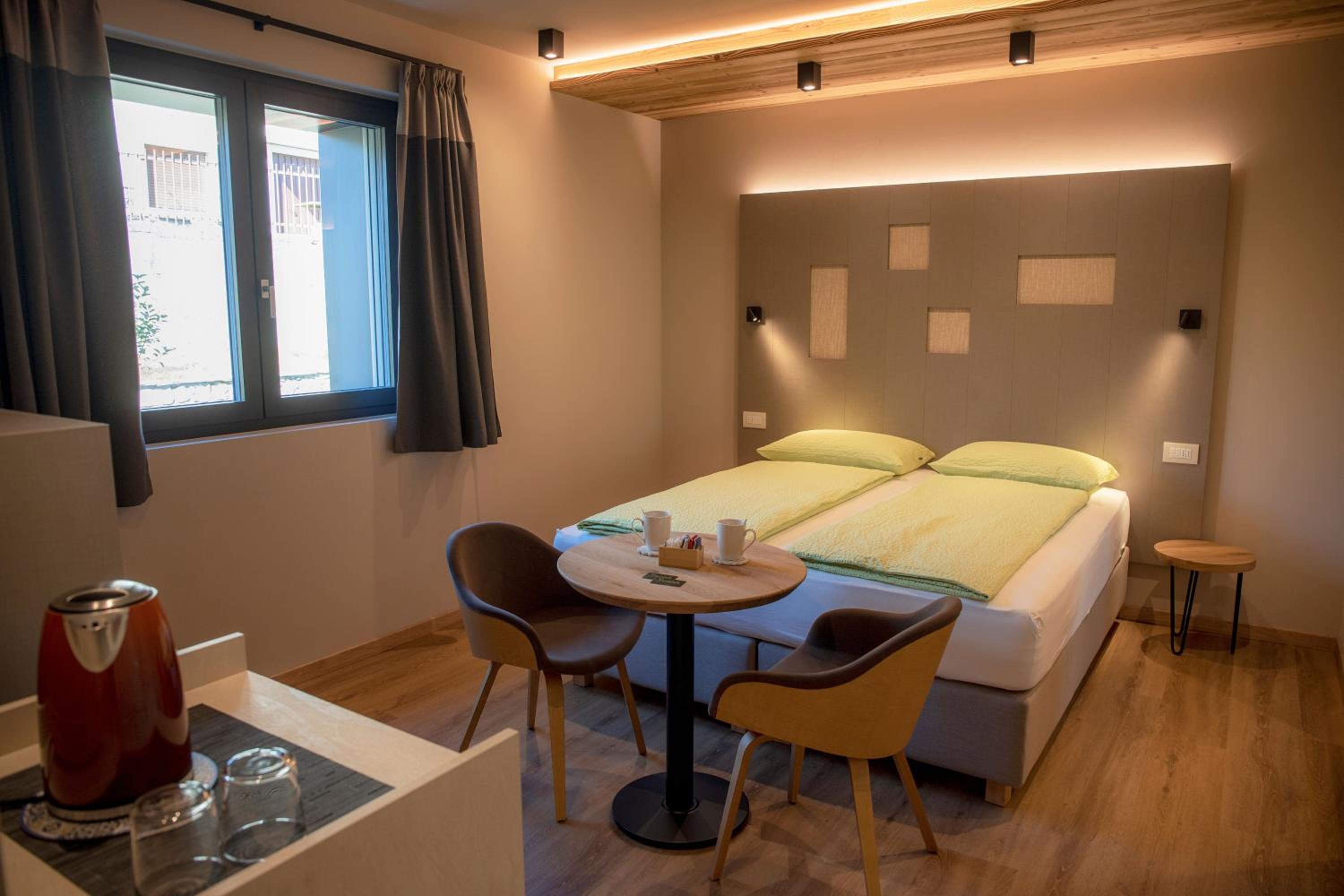Double or Twin Room with Garden View photo 3