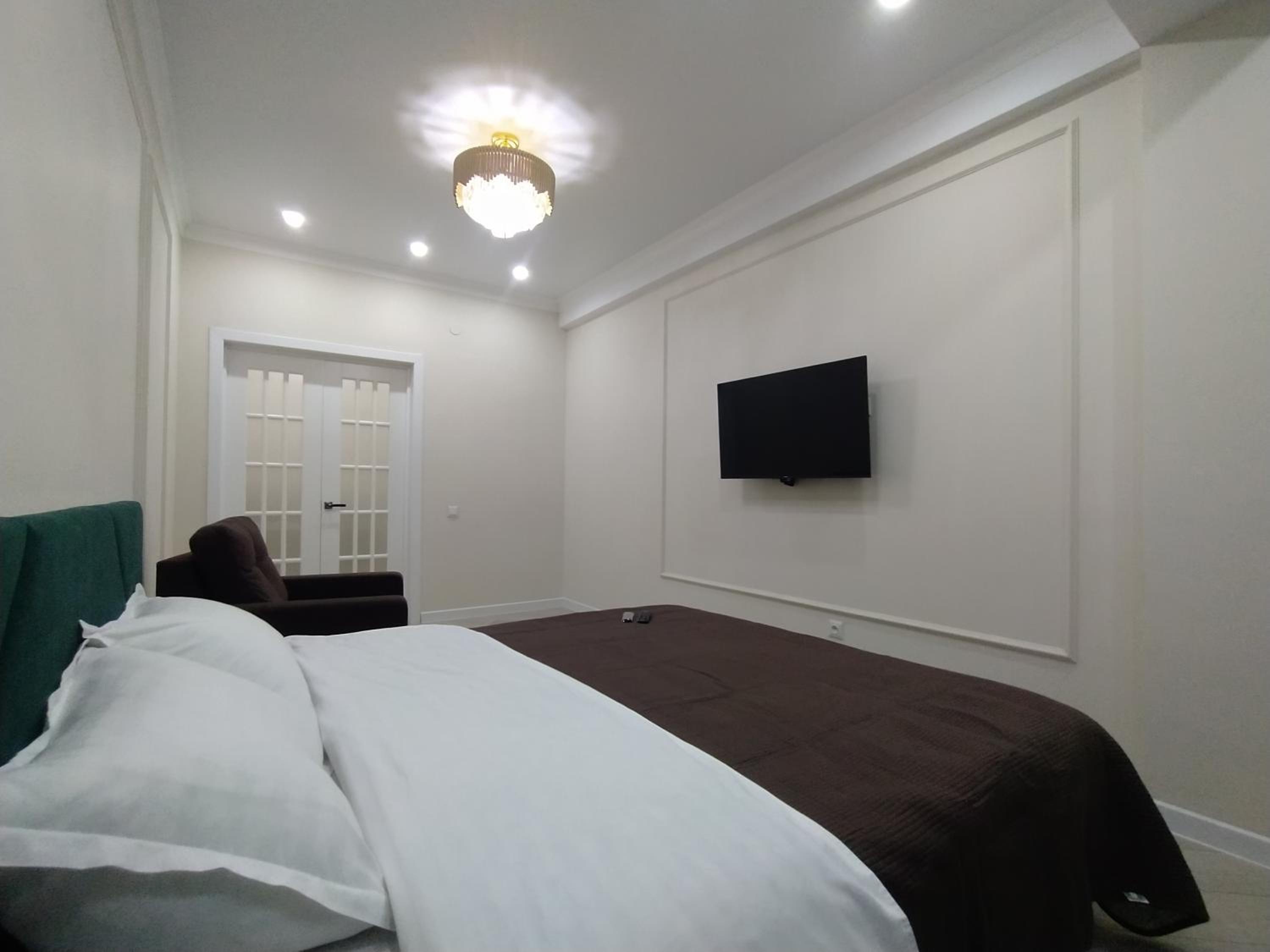 One-Bedroom Apartment photo 3