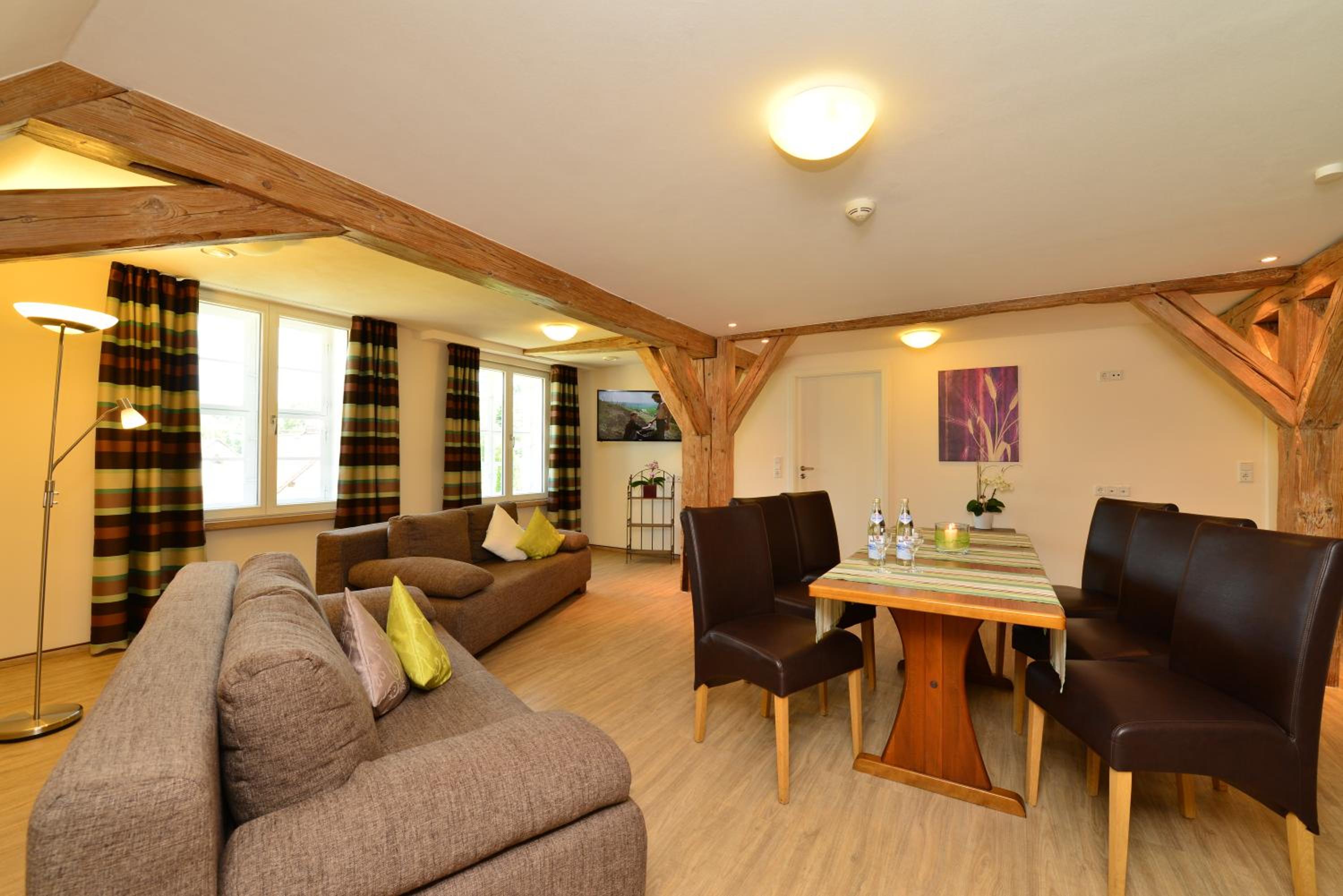 Two-Bedroom Suite (4 Adults) - Photo 3