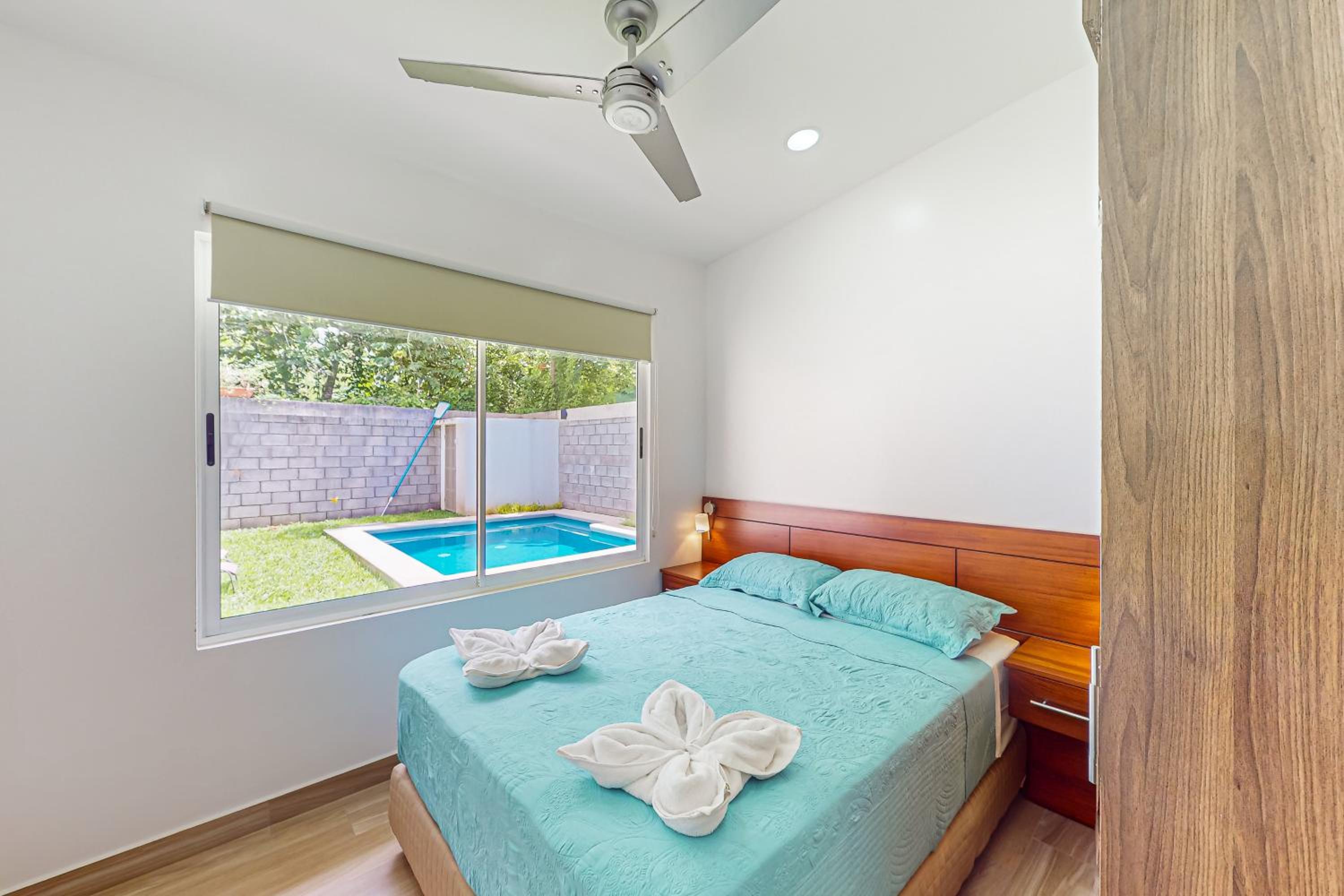 Three-Bedroom House photo 1