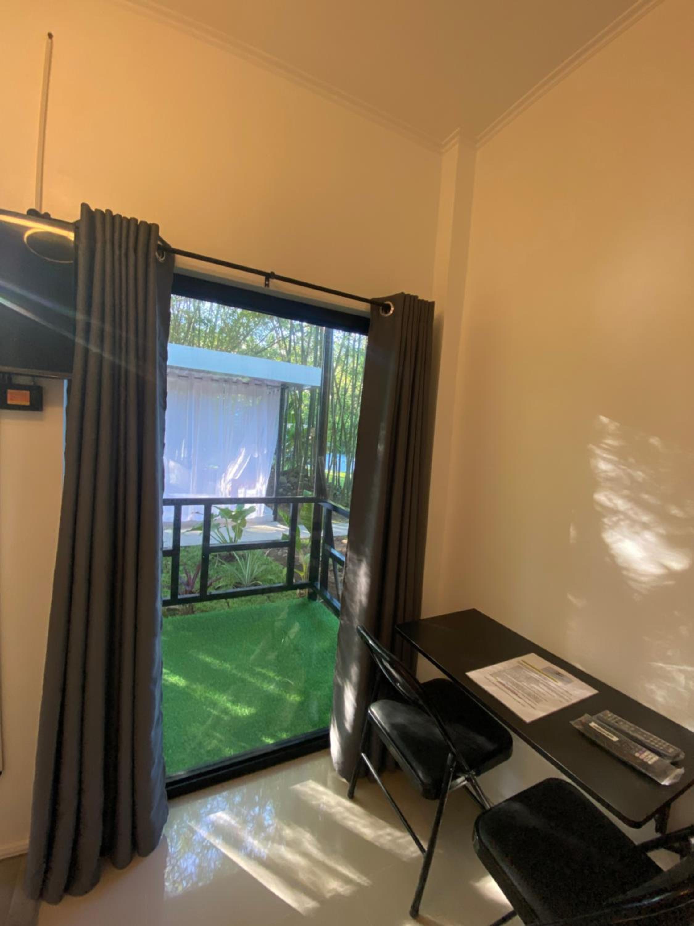 Double Room with Garden View - Photo 2