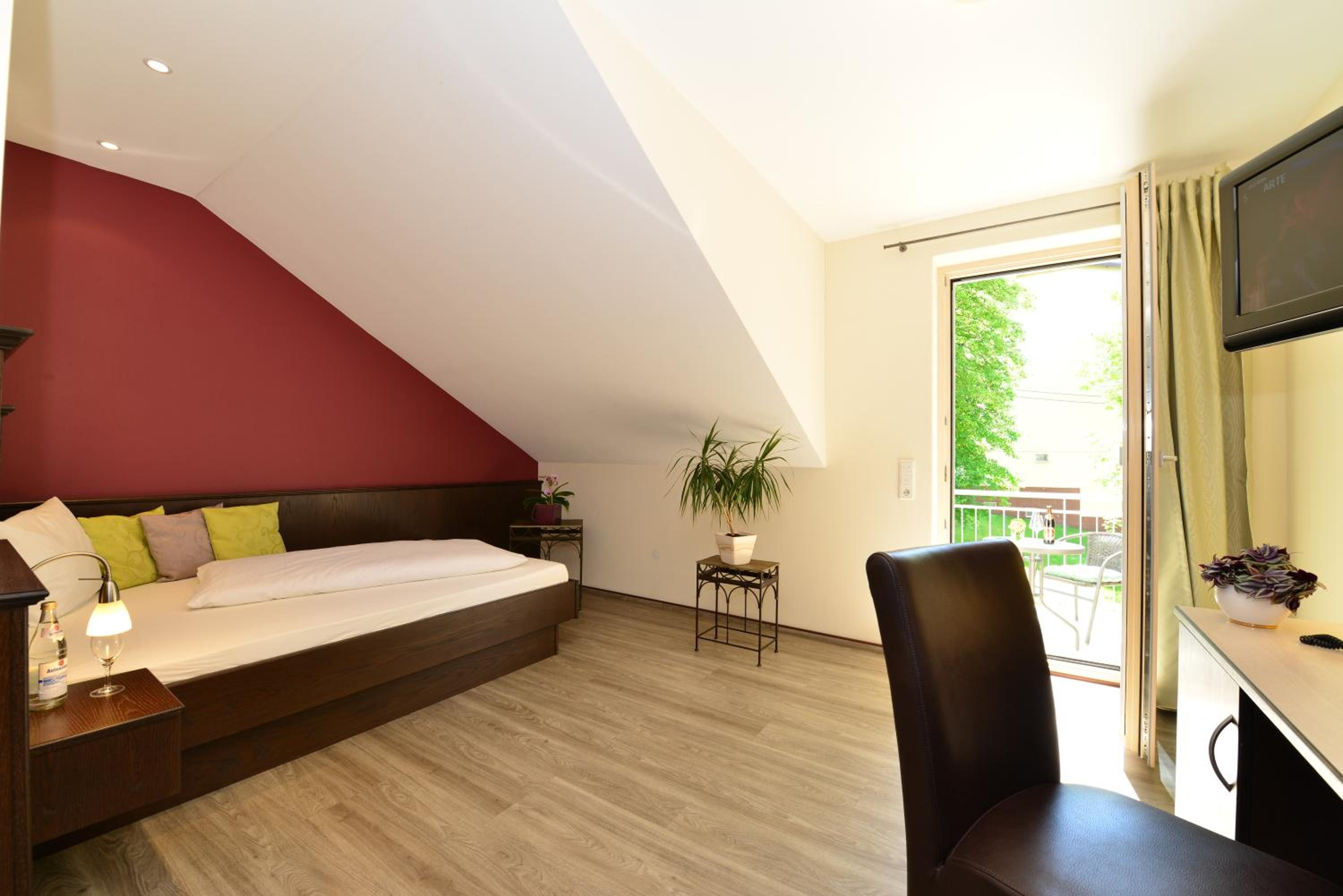 Single Room with Balcony photo 1