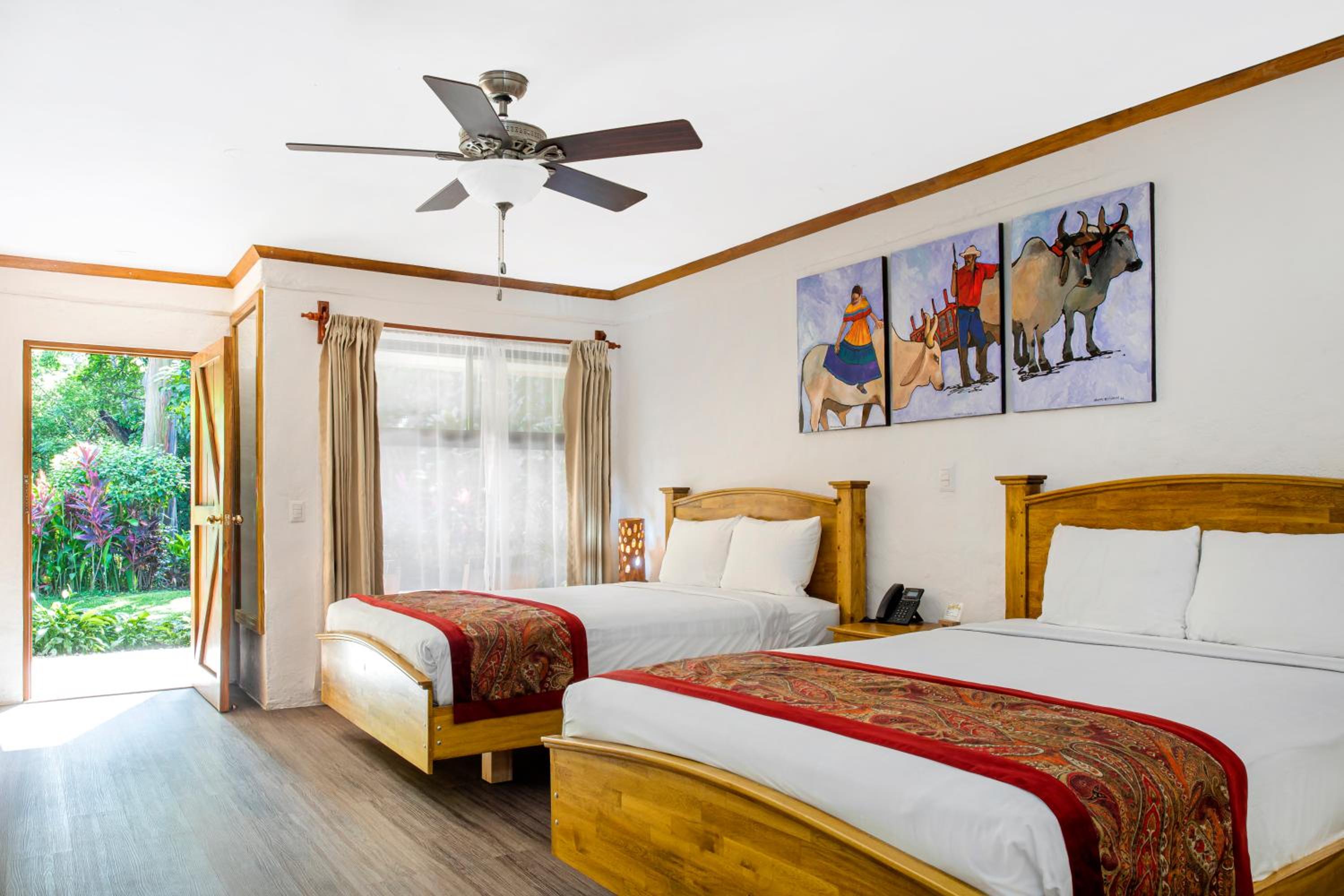 Superior Queen Room with Two Queen Beds - Photo 2