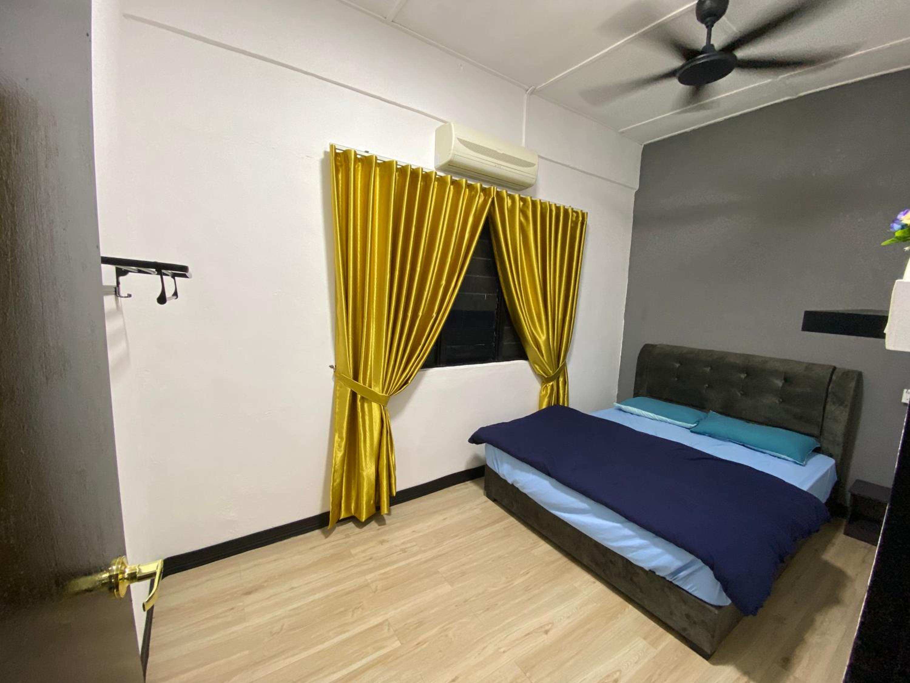Two-Bedroom House photo 3
