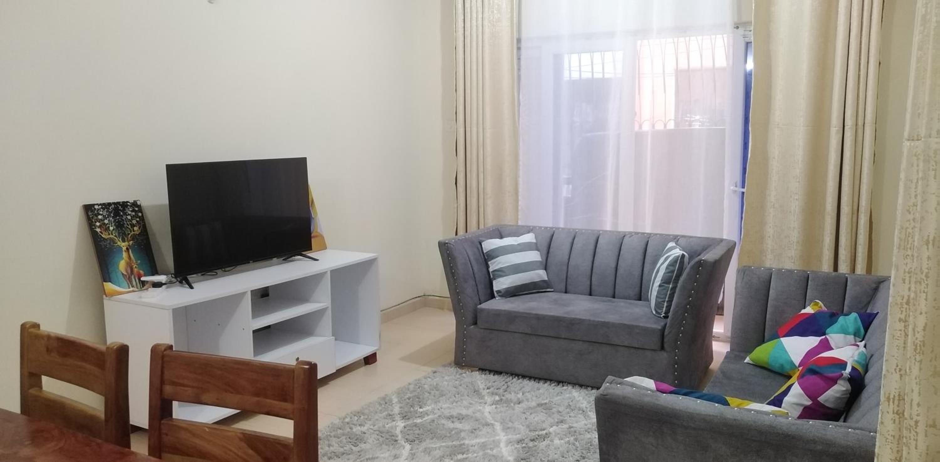 Three-Bedroom Apartment photo 1