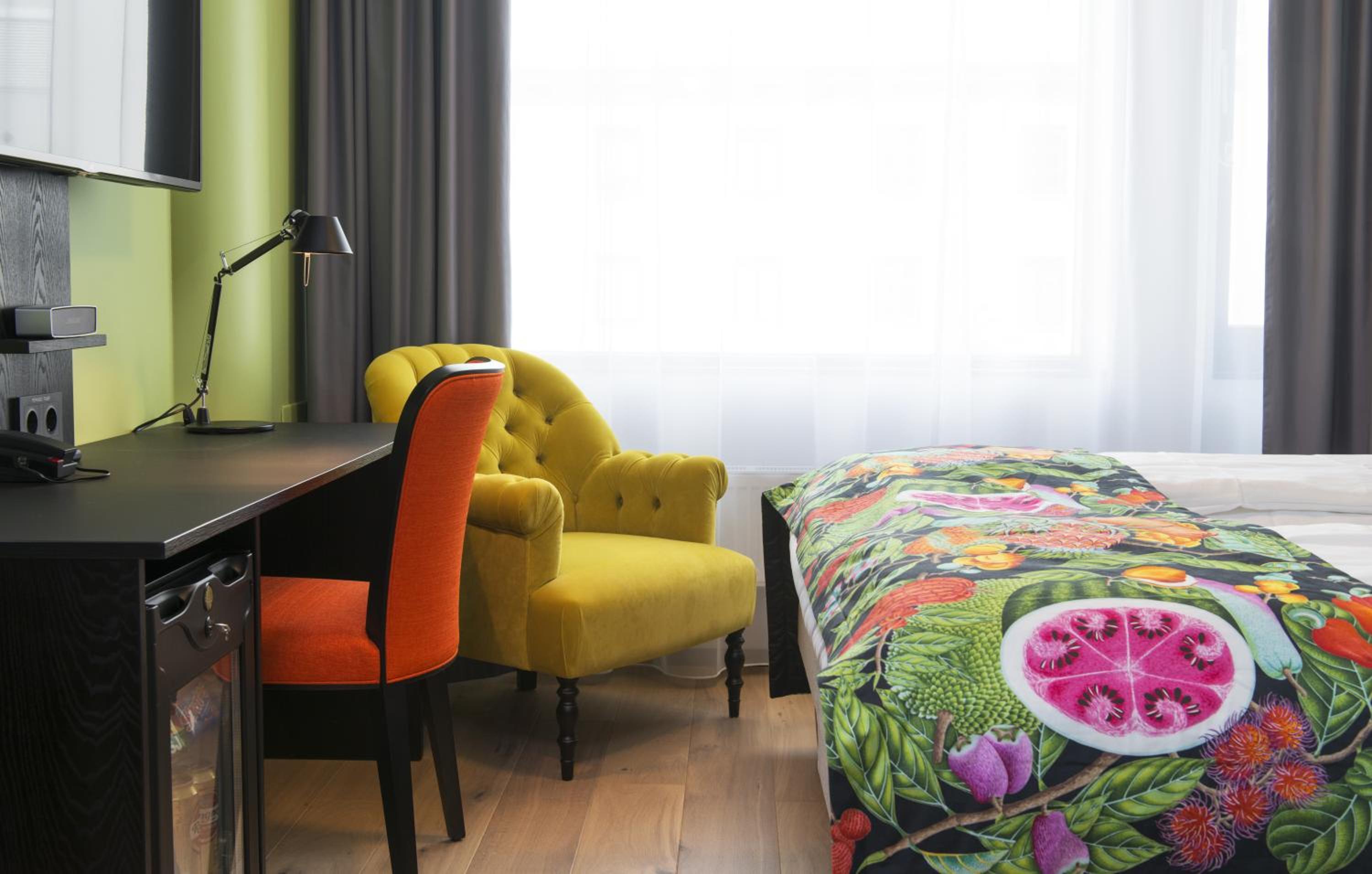 Standard Twin Room - Photo 4