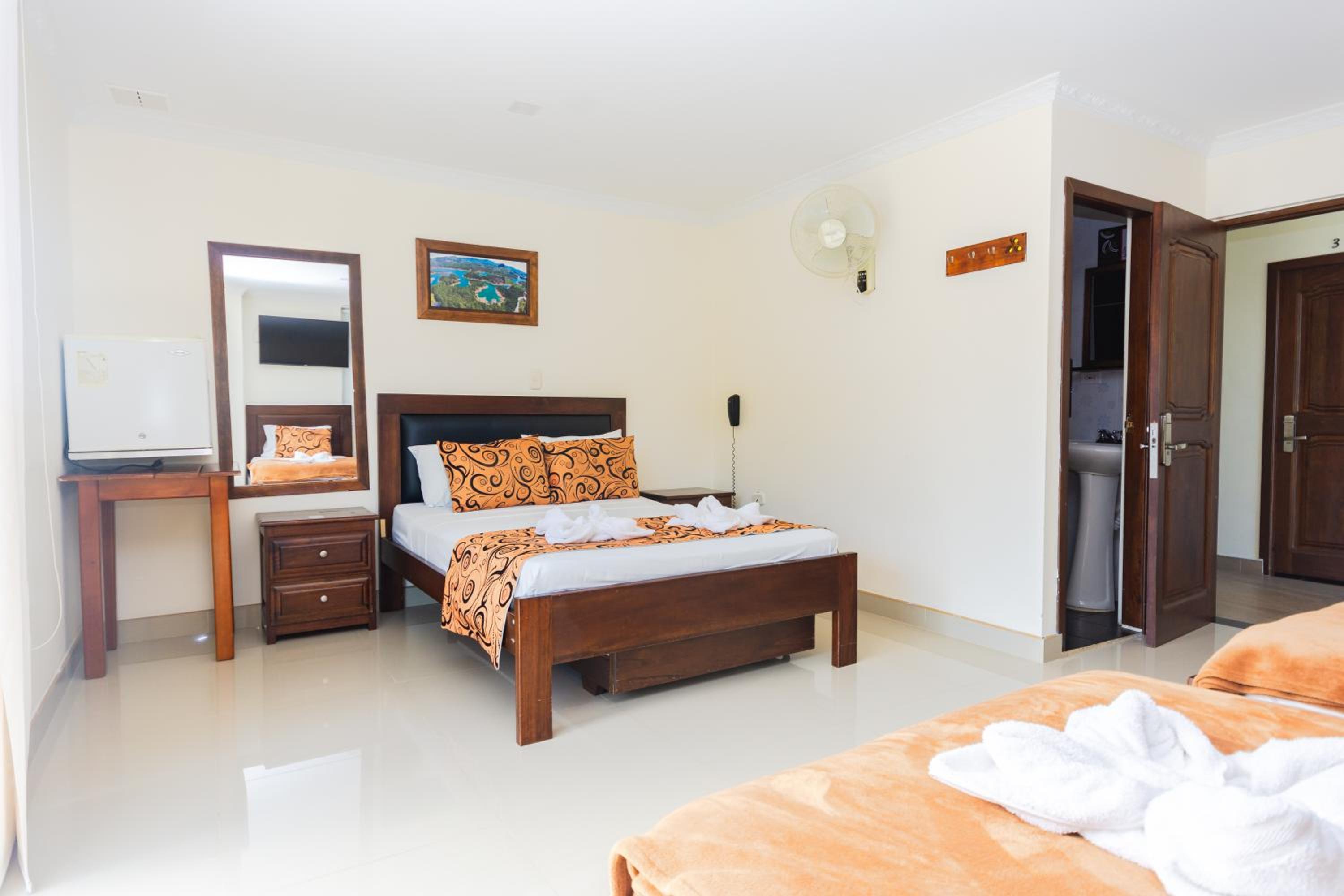 Superior Quadruple Room - Photo 5