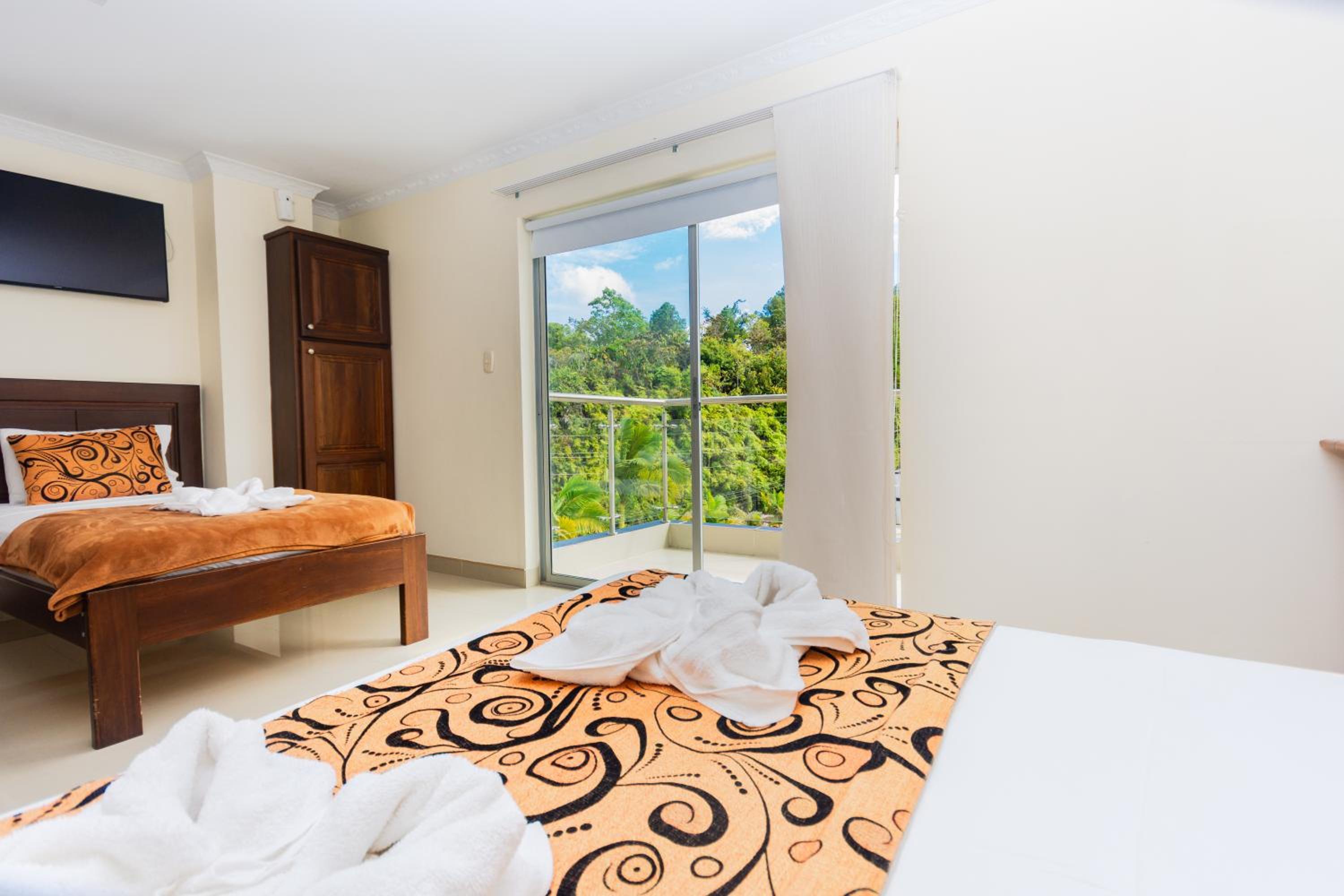 Superior Quadruple Room - Photo 1