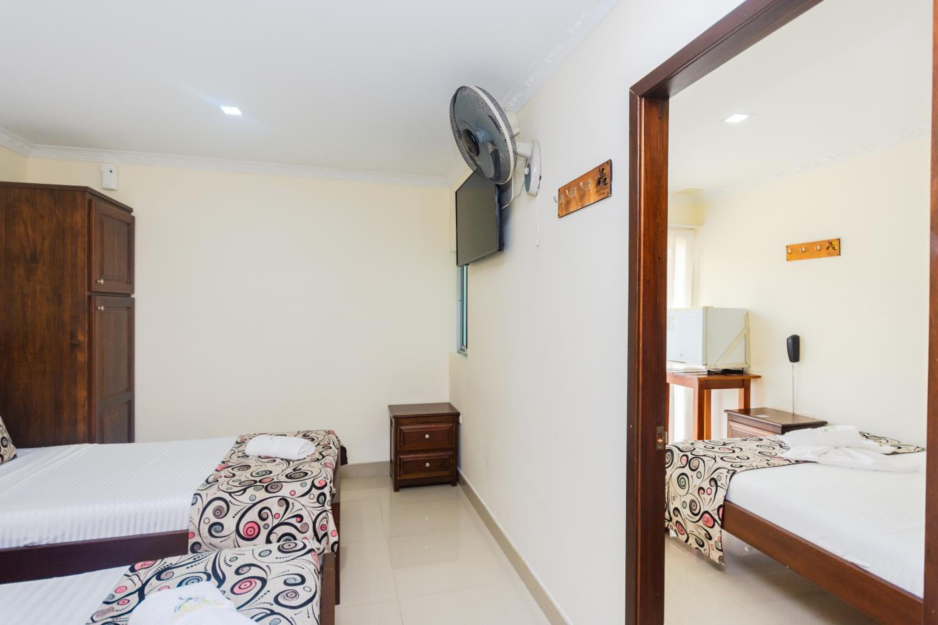 Two-Bedroom Apartment - Photo 5