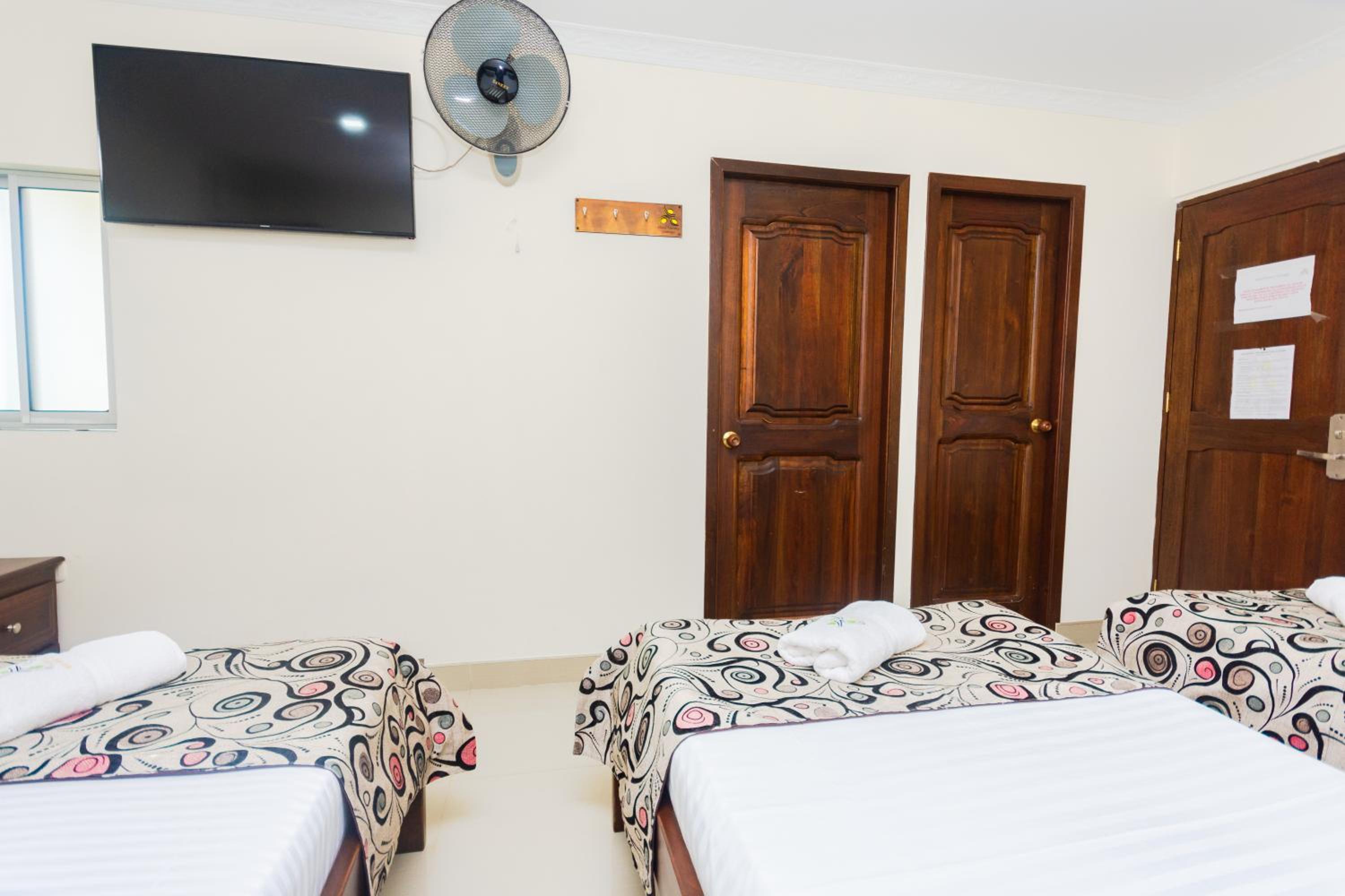 Two-Bedroom Apartment - Photo 4