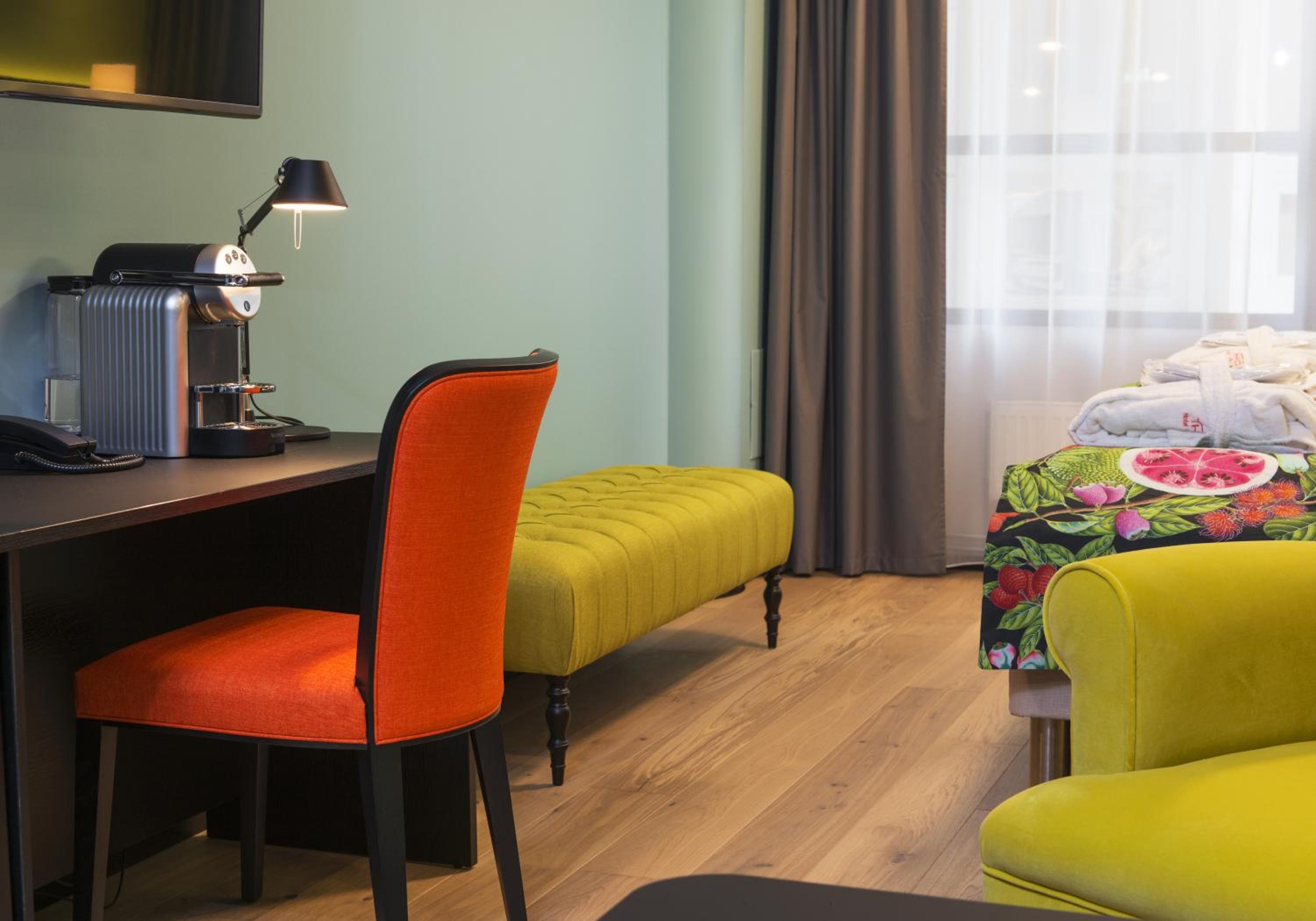 Business Double or Twin Room - Photo 3