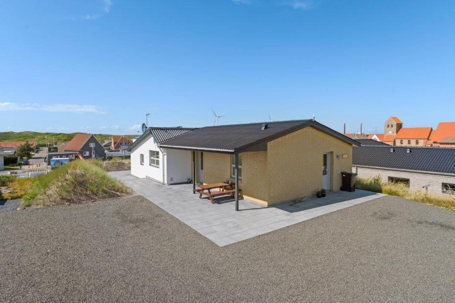 Two-Bedroom House photo 2