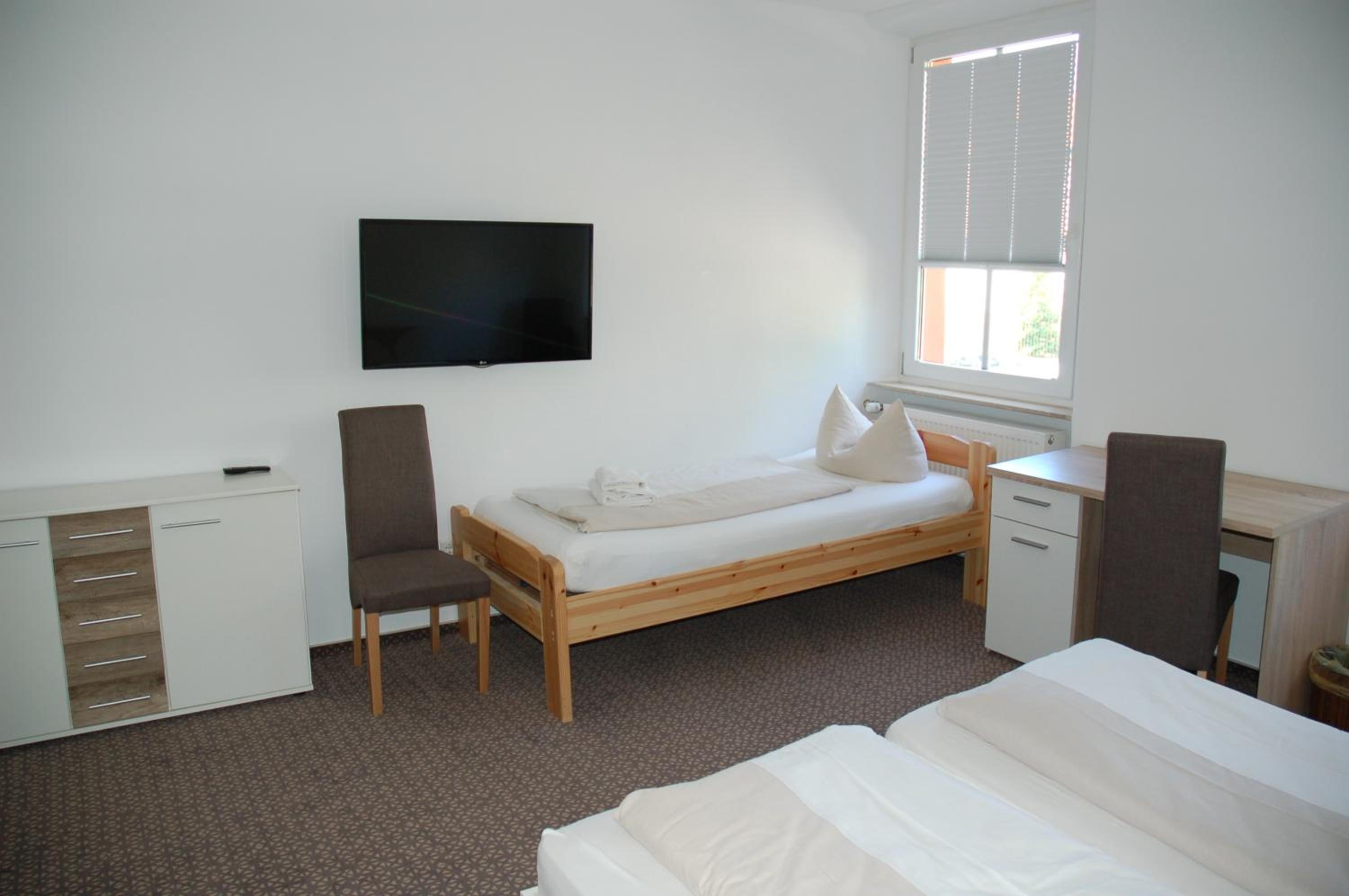 Double Room - Photo 3