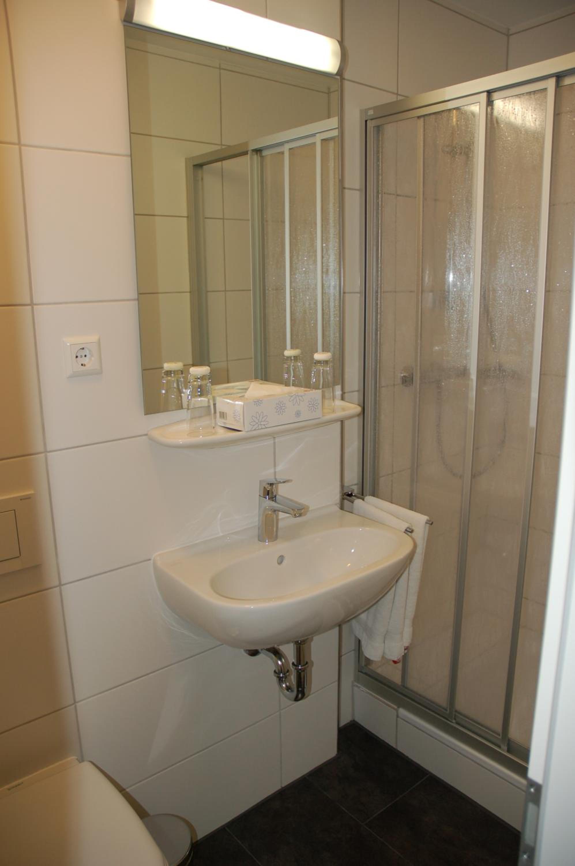 Double Room - Photo 4