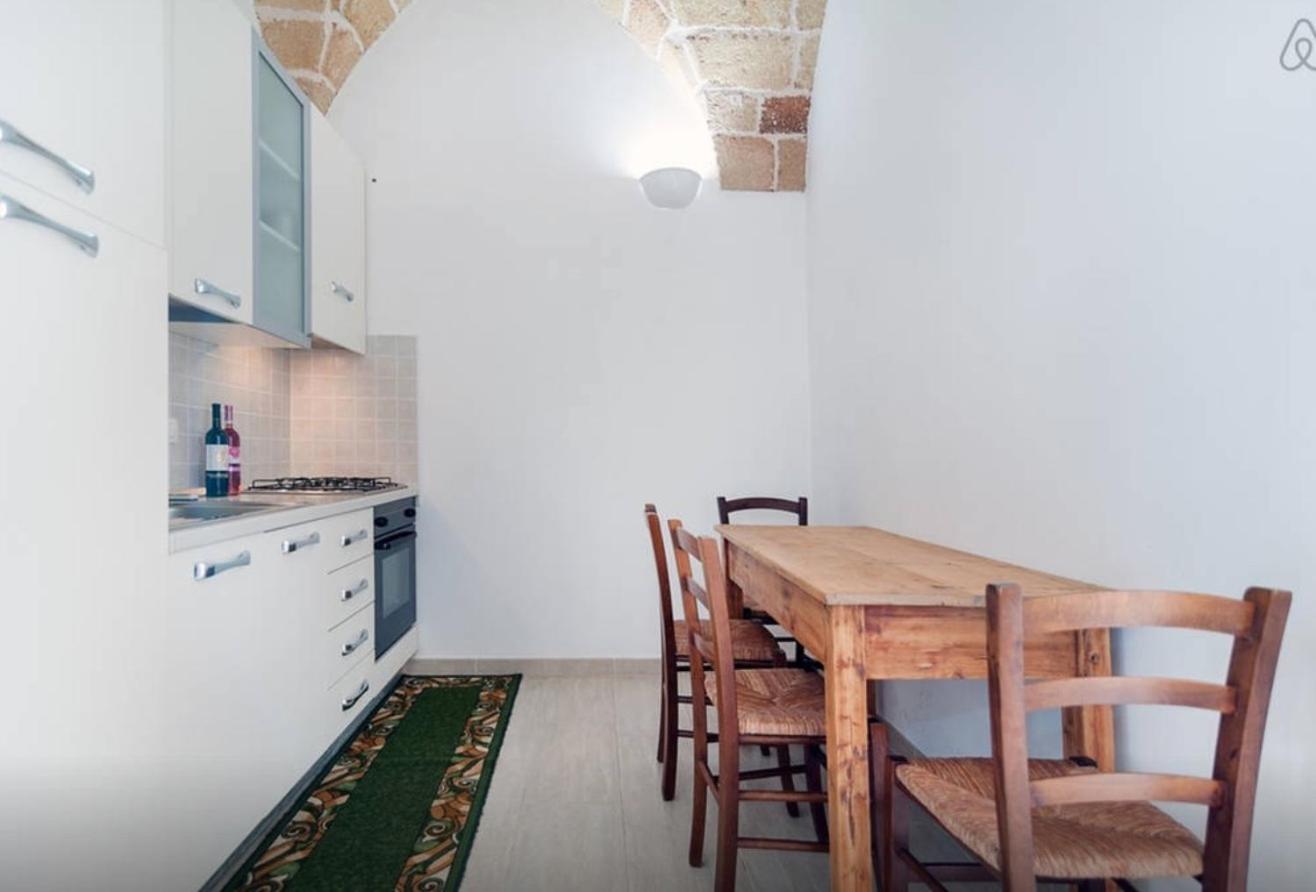 Apartment with Balcony photo 2
