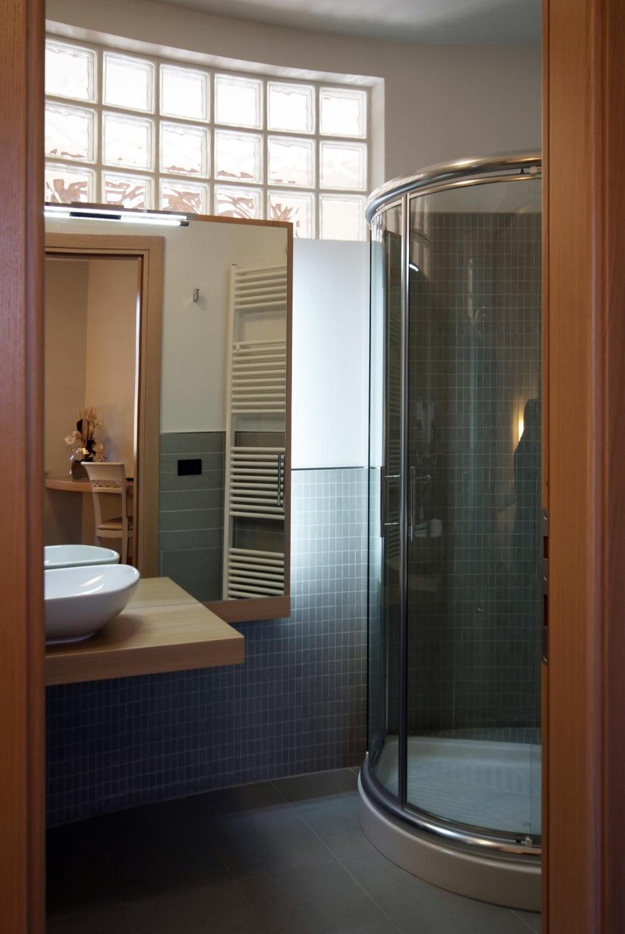 Quadruple Room - Photo 8