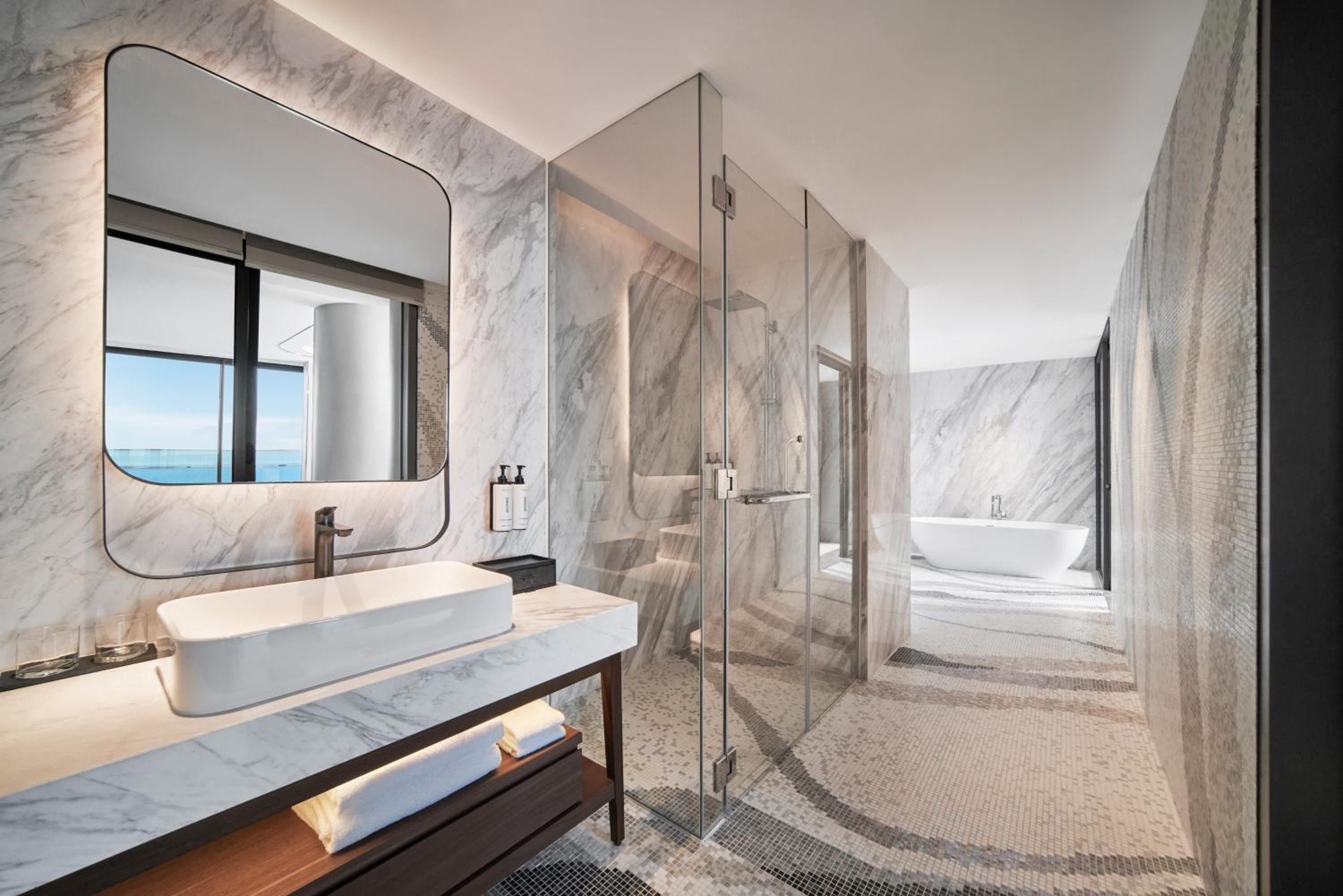Ma Belle Seaview Suite with Balcony - Photo 4