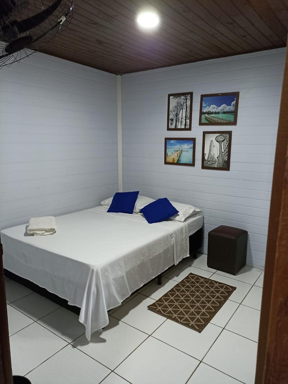 Double Room with Shared Bathroom photo 3