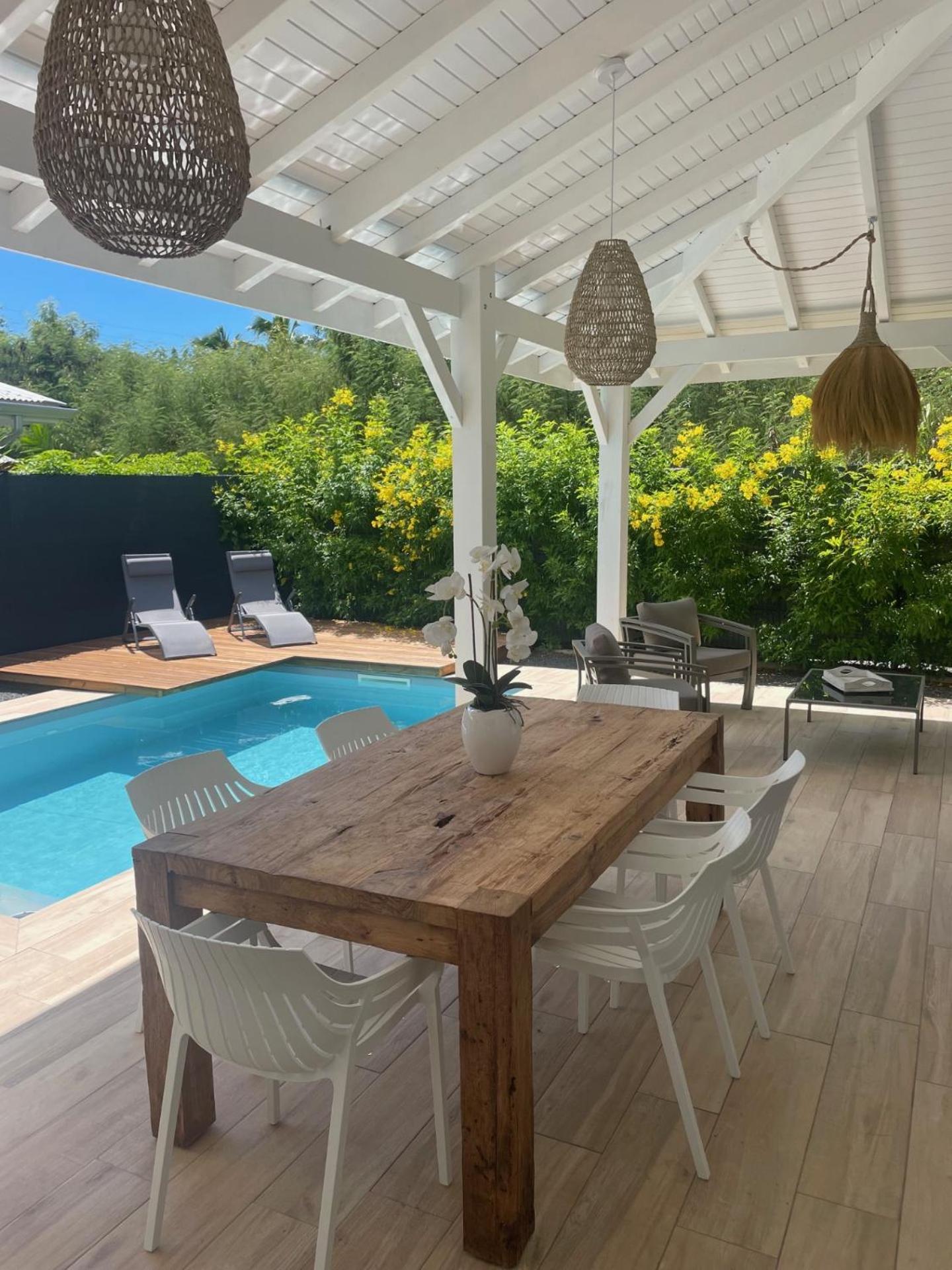 Three-Bedroom Villa photo 1