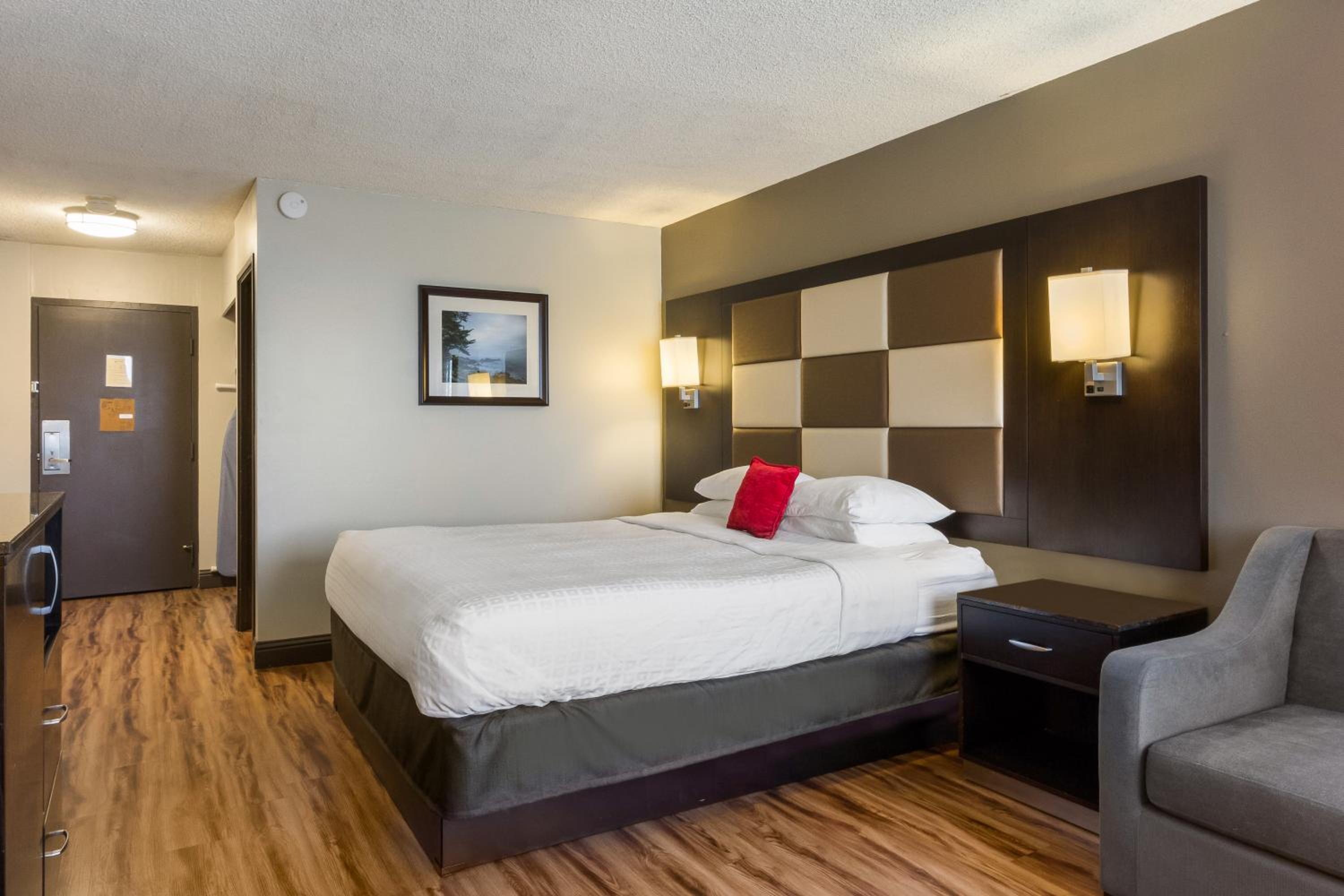 Standard King Room - Photo 1