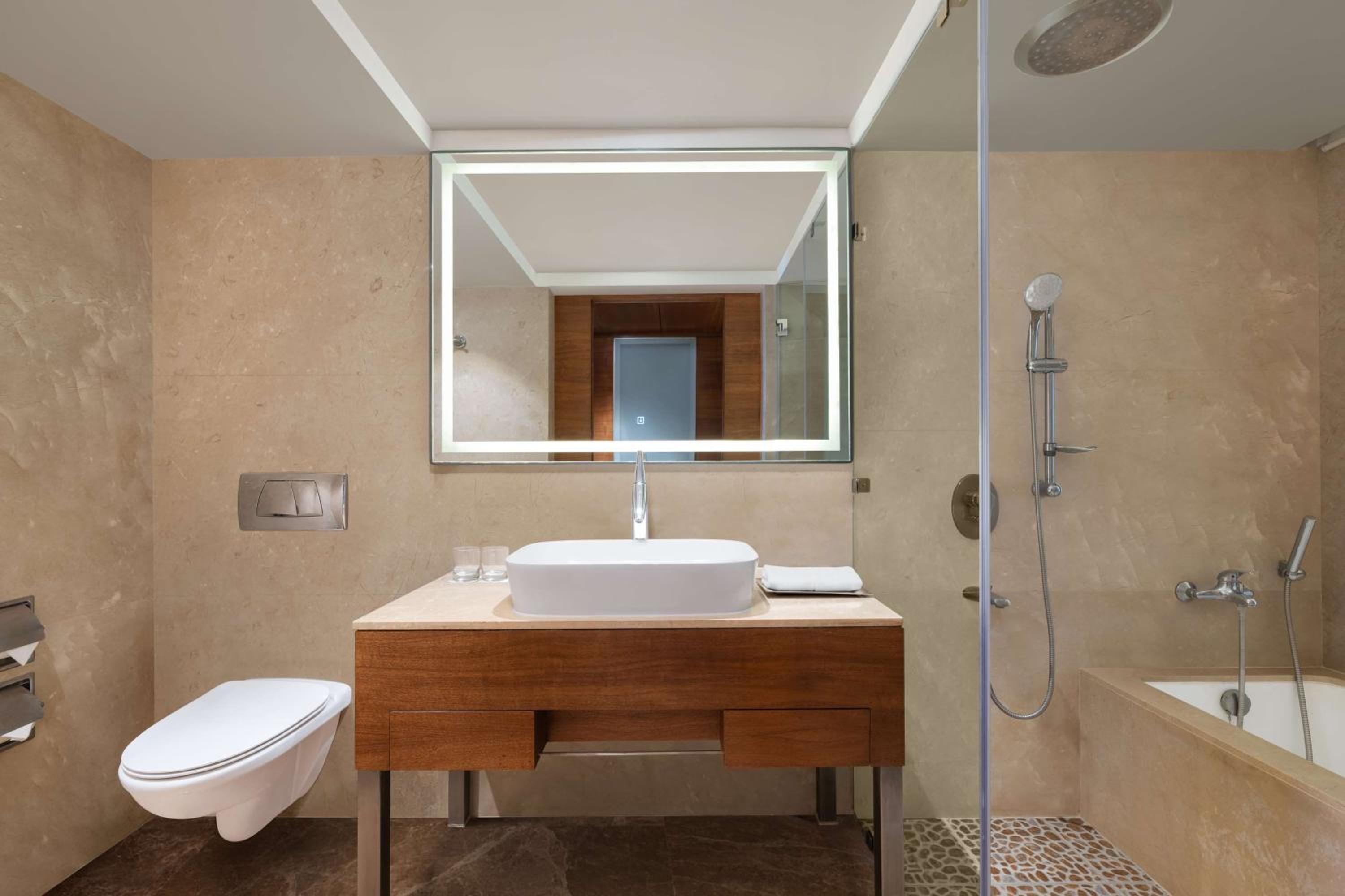 Business Double Room - Photo 4